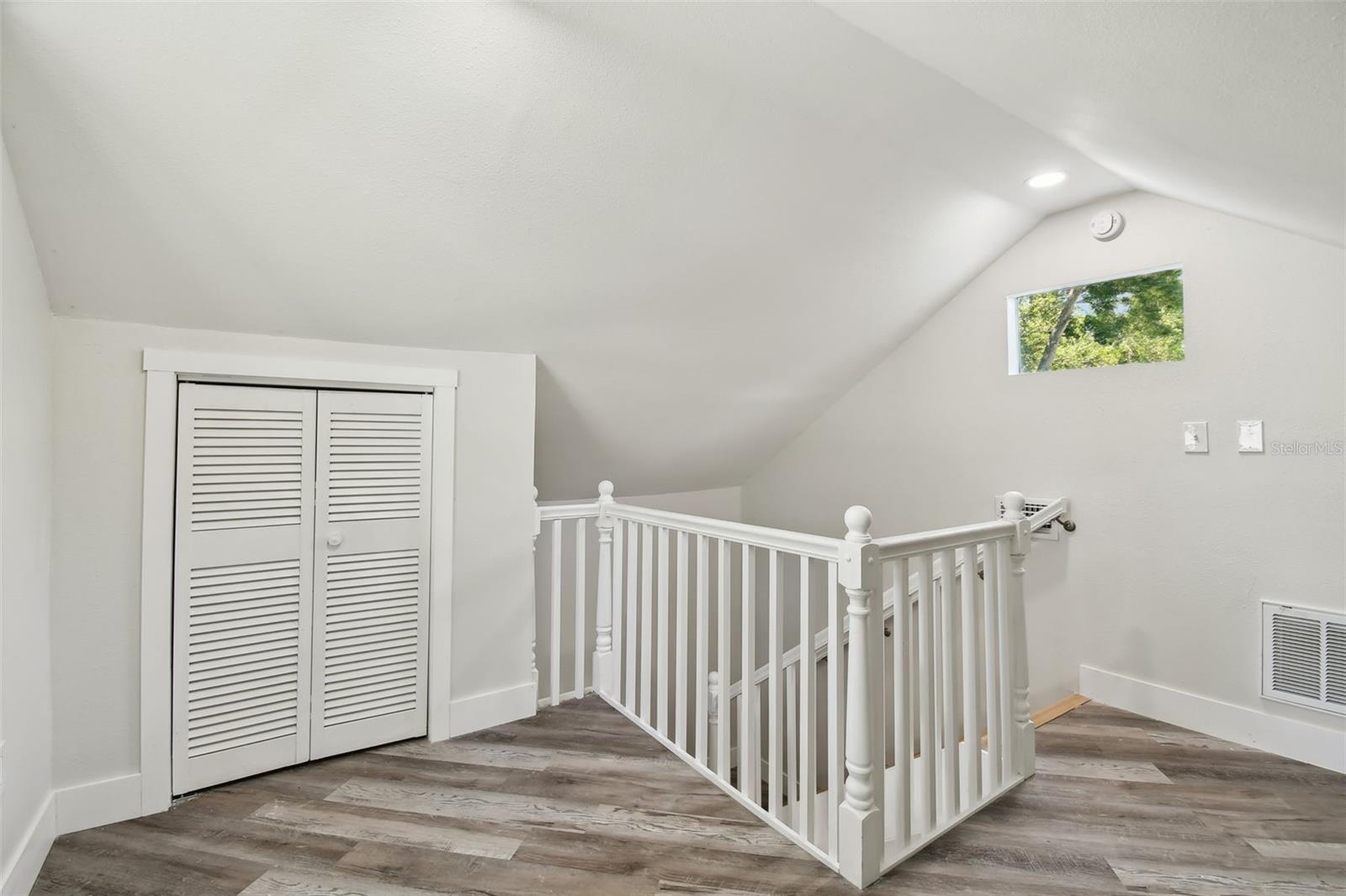 Image 83 of 96 For 816 9th Avenue Sw