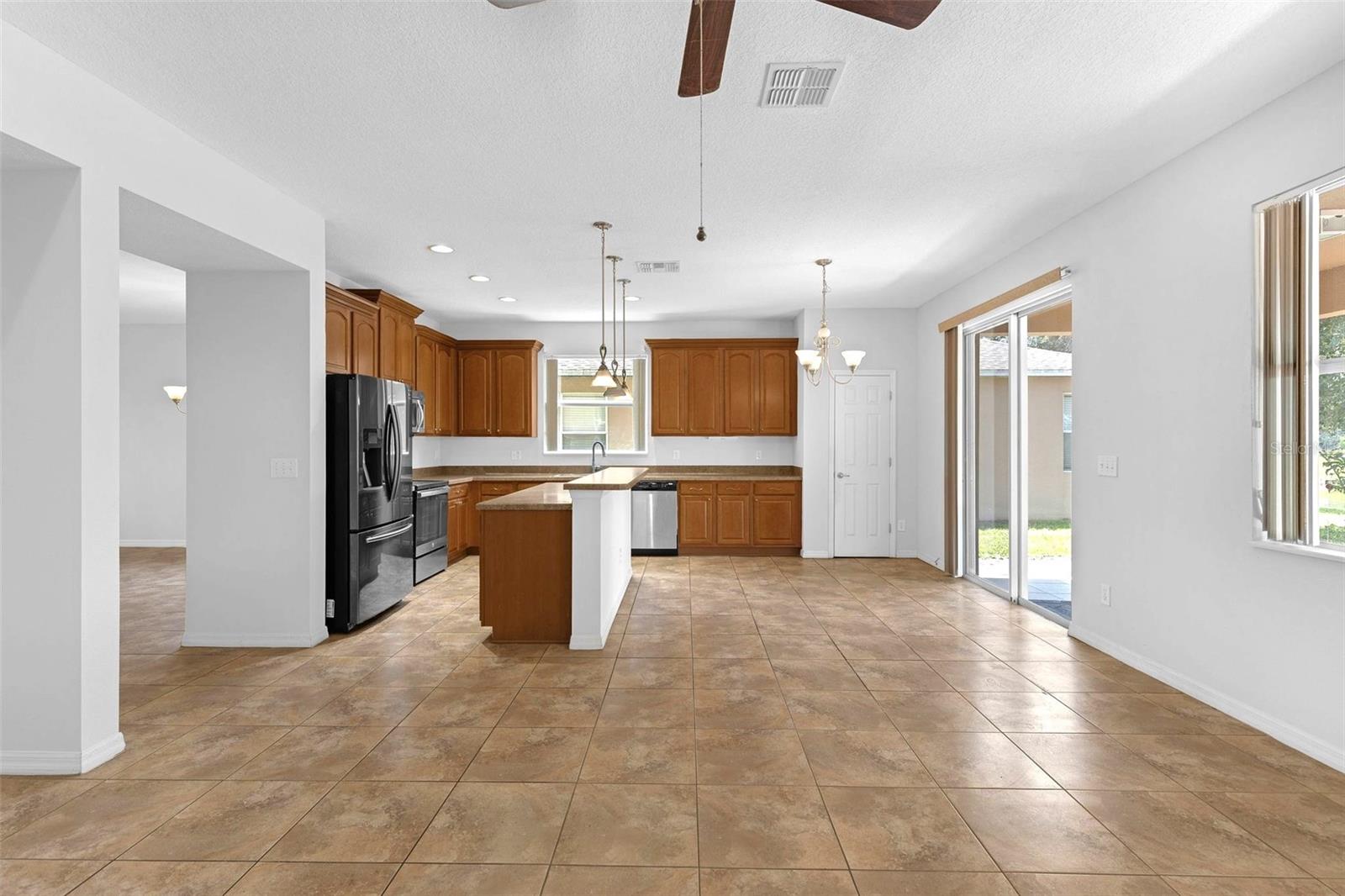 Image 4 of 27 For 1769 Strathmore Circle