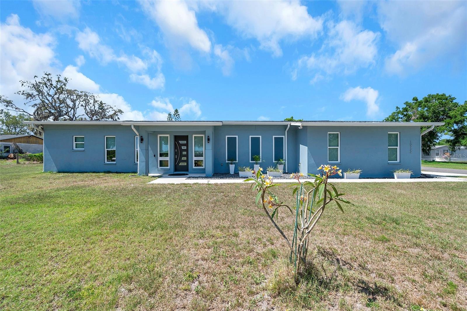 Image 3 of 65 For 10722 Sumner Road