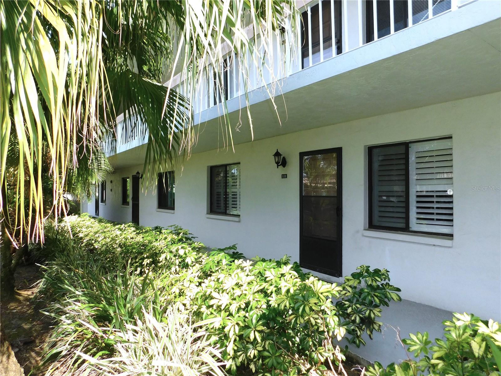 Details for 111 Lakeview Place, OLDSMAR, FL 34677