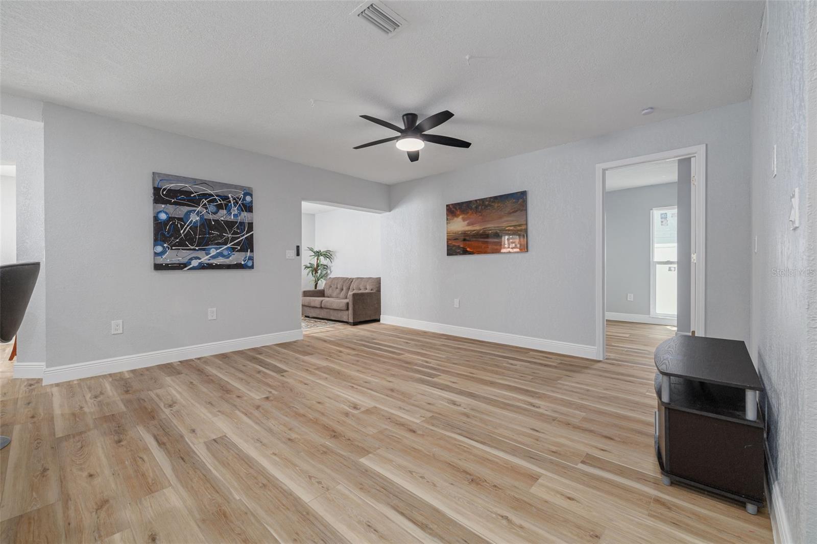 Image 10 of 35 For 2436 Beacon Groves Boulevard