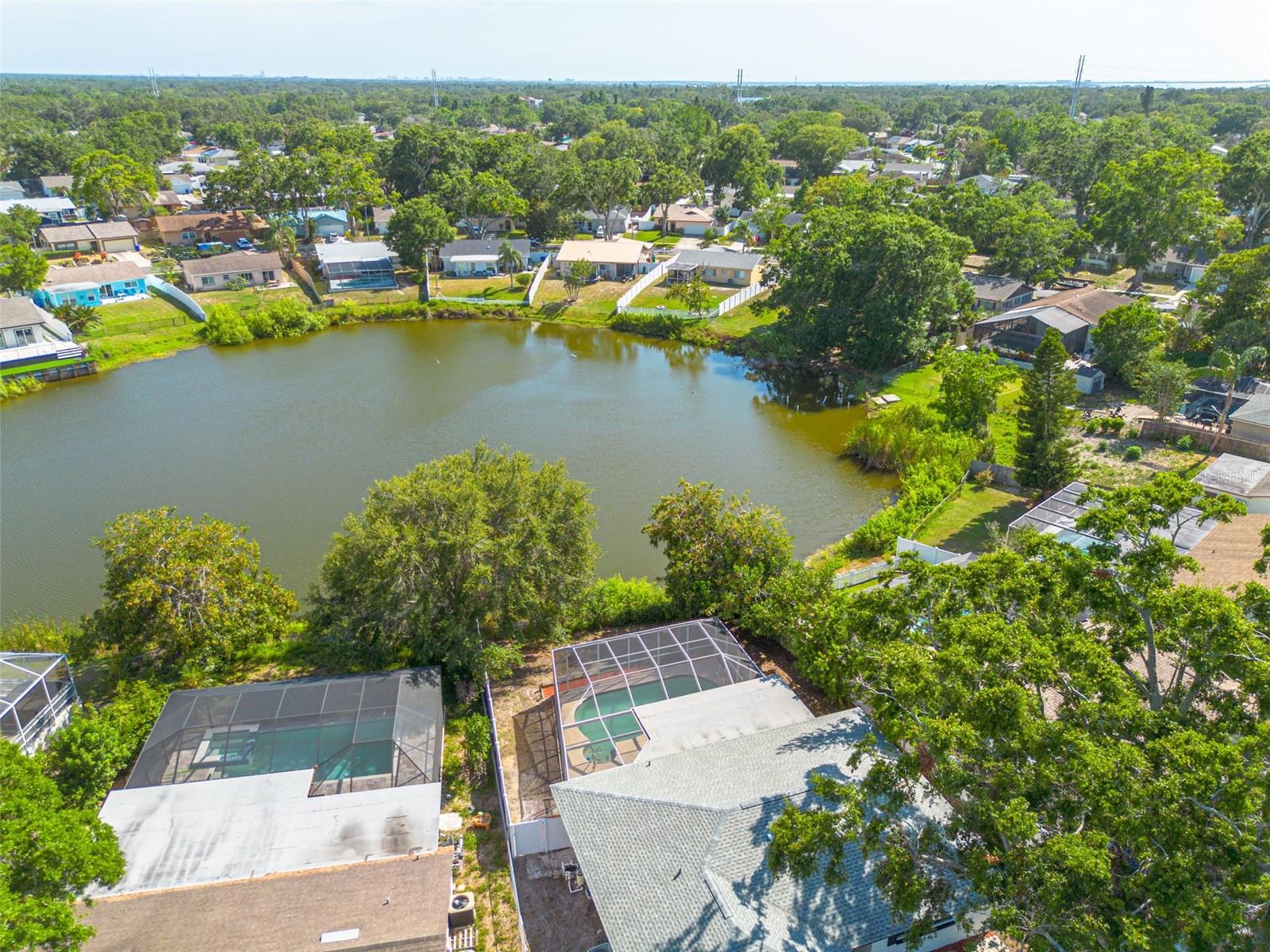 Image 33 of 35 For 2436 Beacon Groves Boulevard