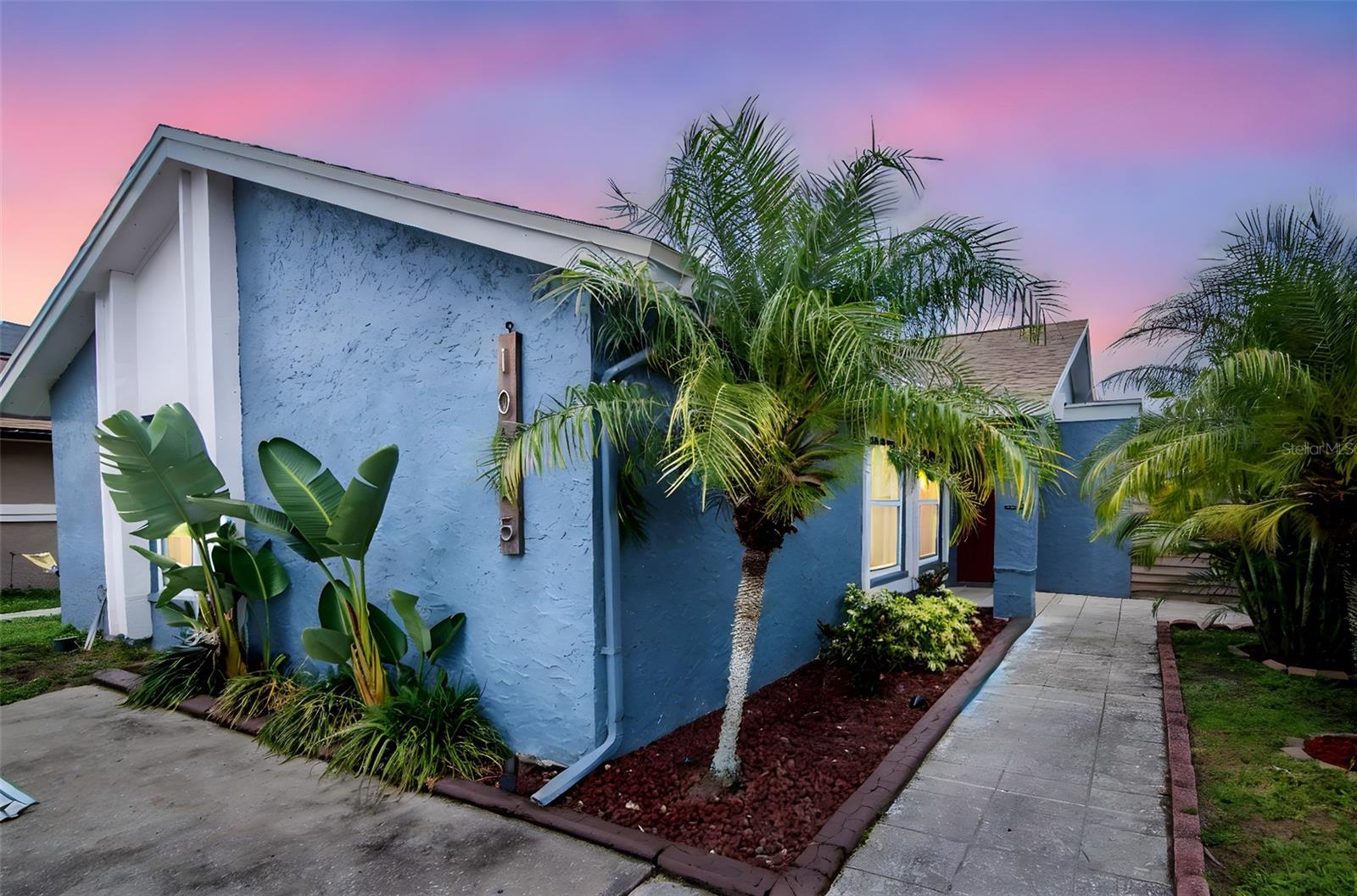 Details for 10325 Parkcrest Drive, TAMPA, FL 33624