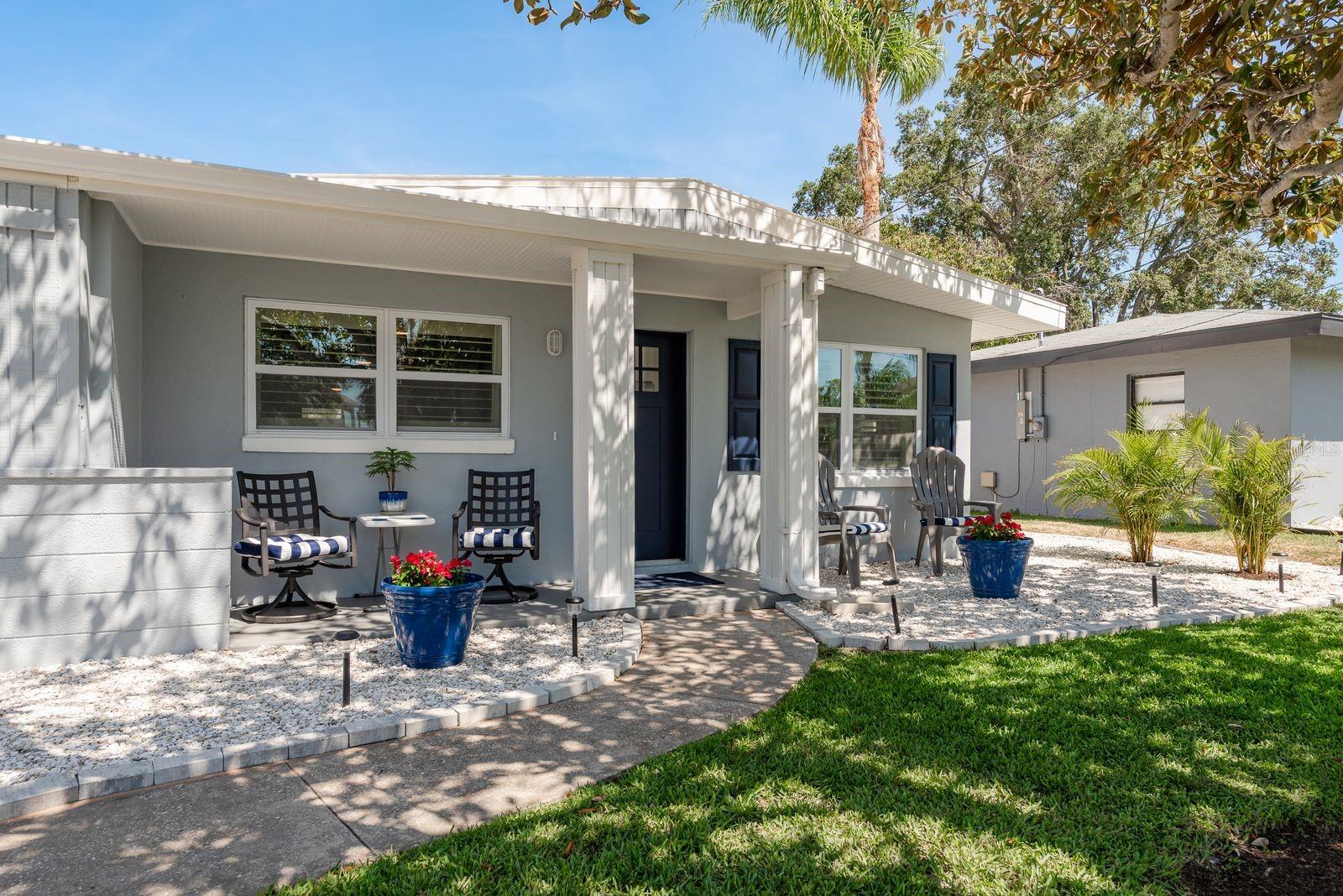 Image 4 of 32 For 2271 Carolyn Drive