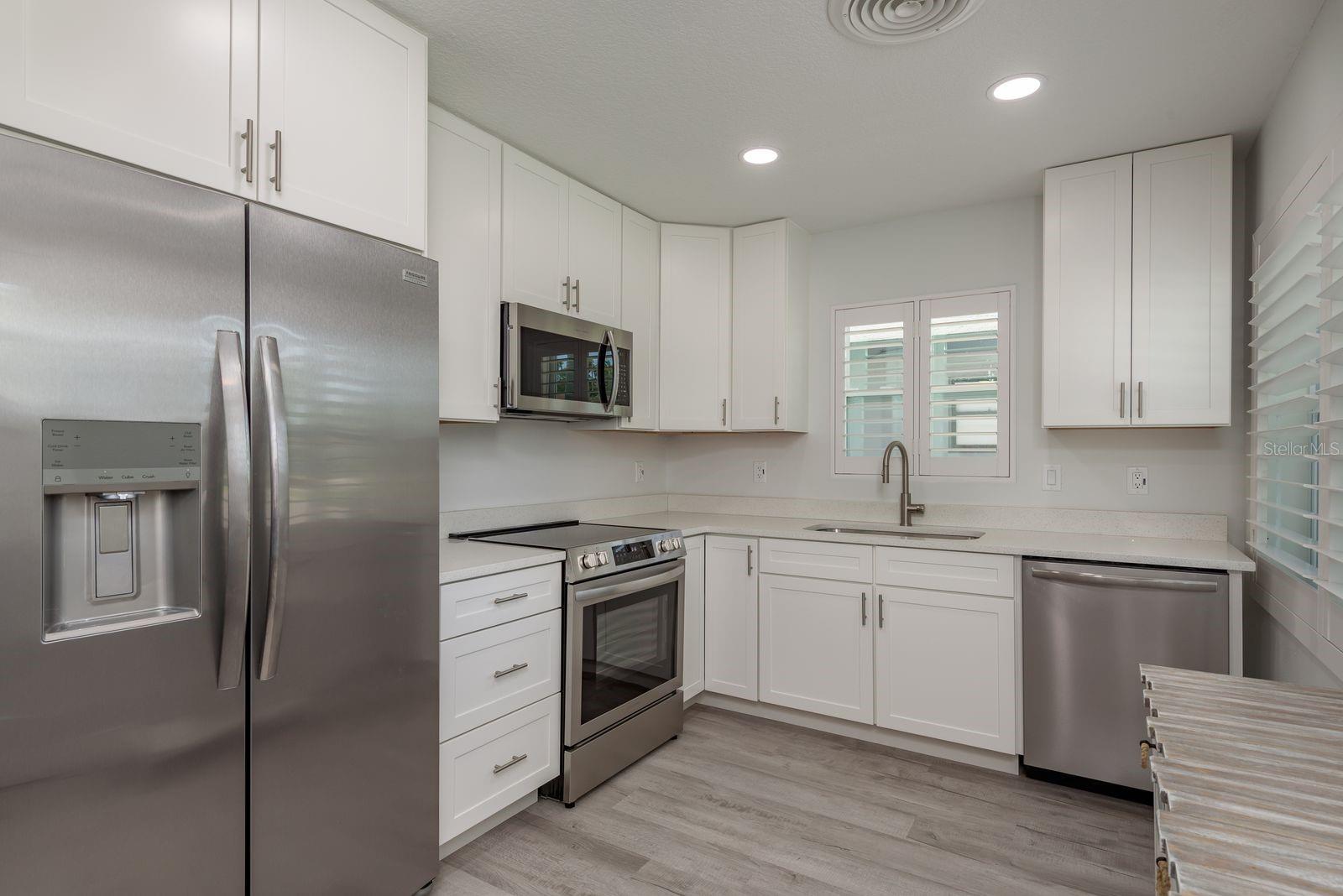 Image 7 of 32 For 2271 Carolyn Drive