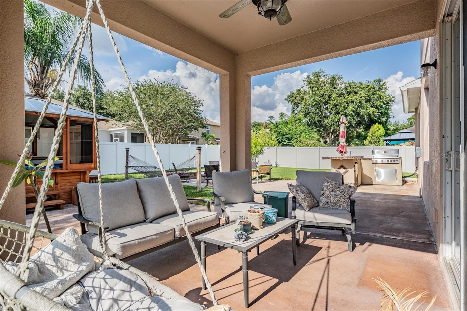 Listing photo id 31 for 1524 Rhodeswell Lane