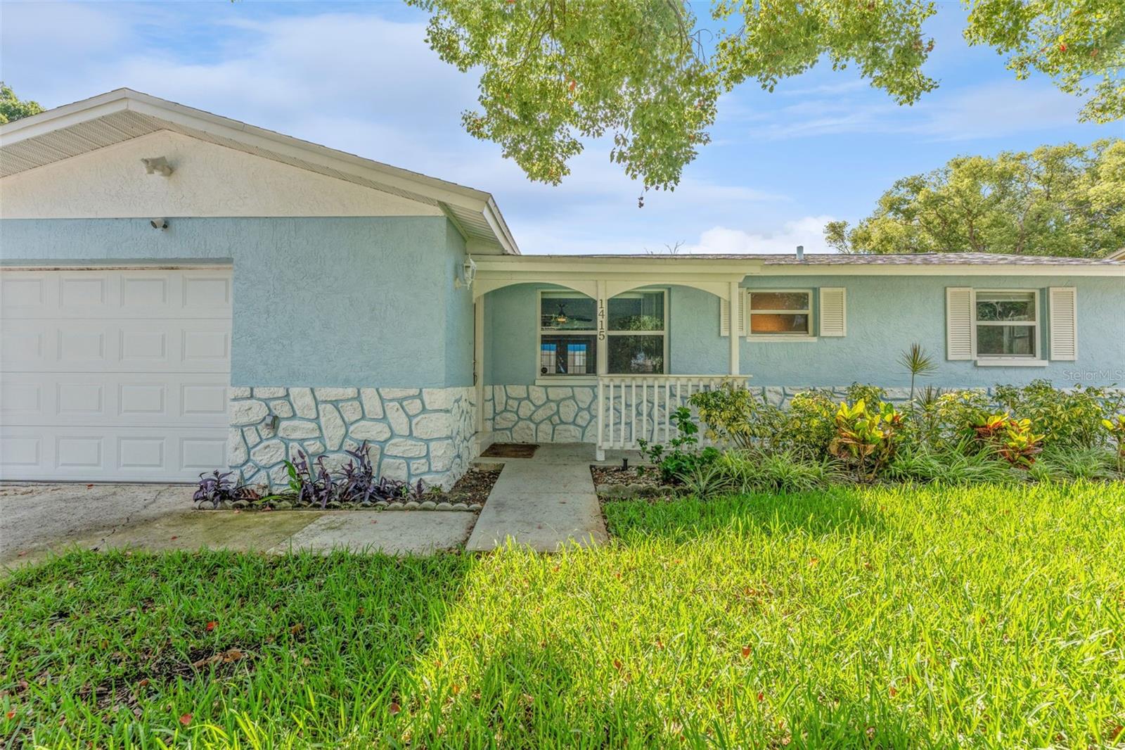 Image 6 of 35 For 1415 Coppertree Dr
