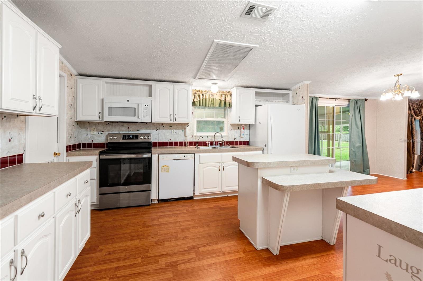 Image 15 of 36 For 27549 Fisher Lane