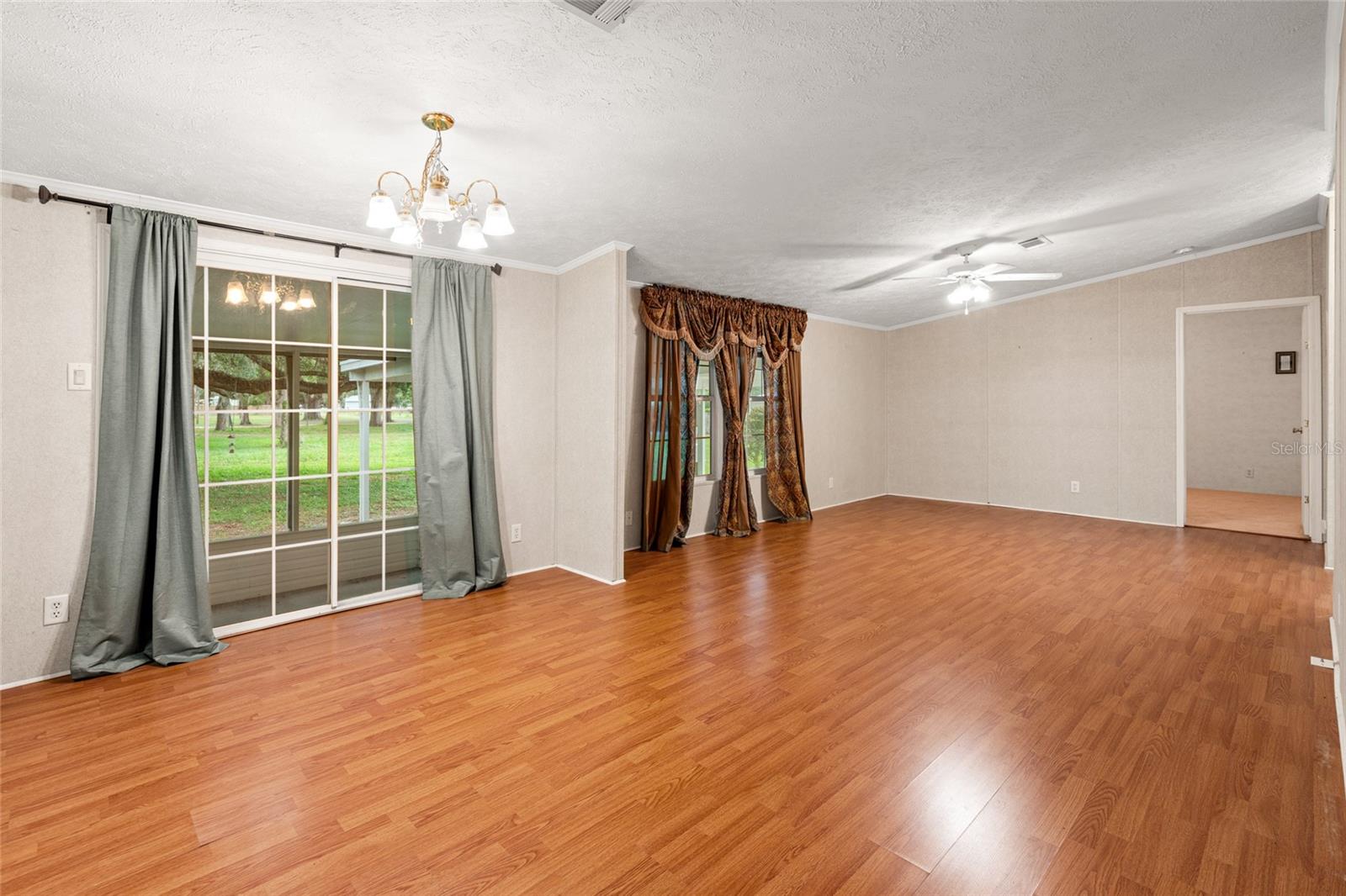 Image 19 of 36 For 27549 Fisher Lane