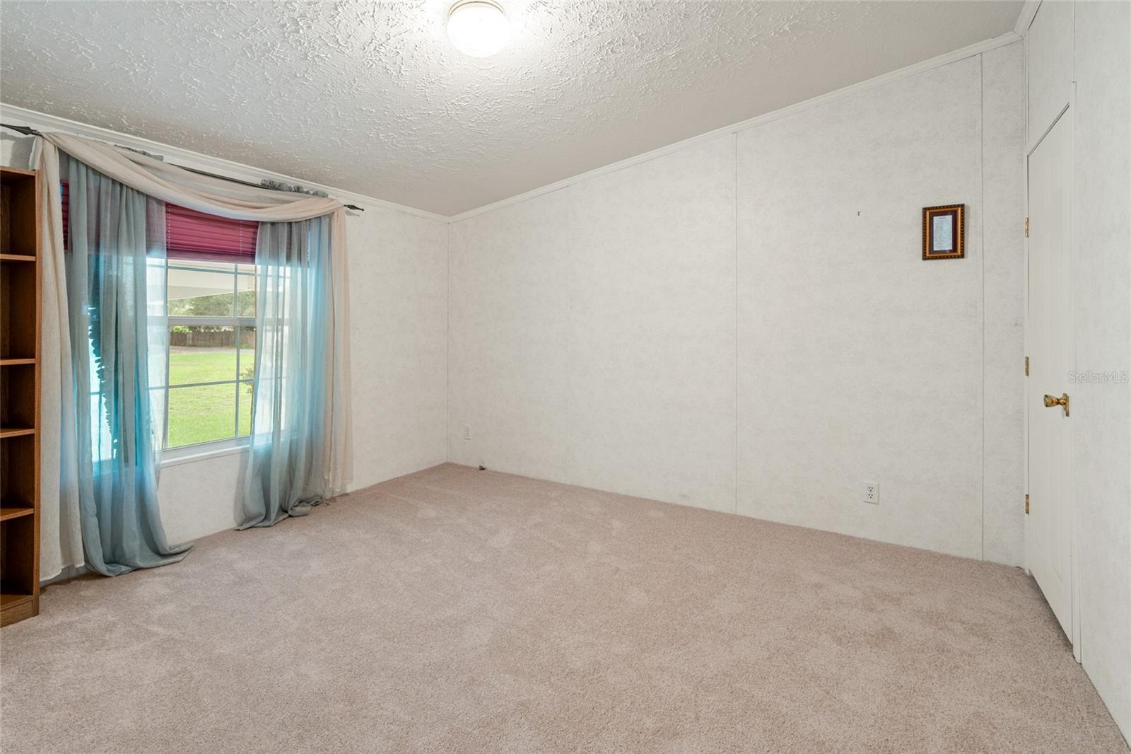 Image 21 of 36 For 27549 Fisher Lane
