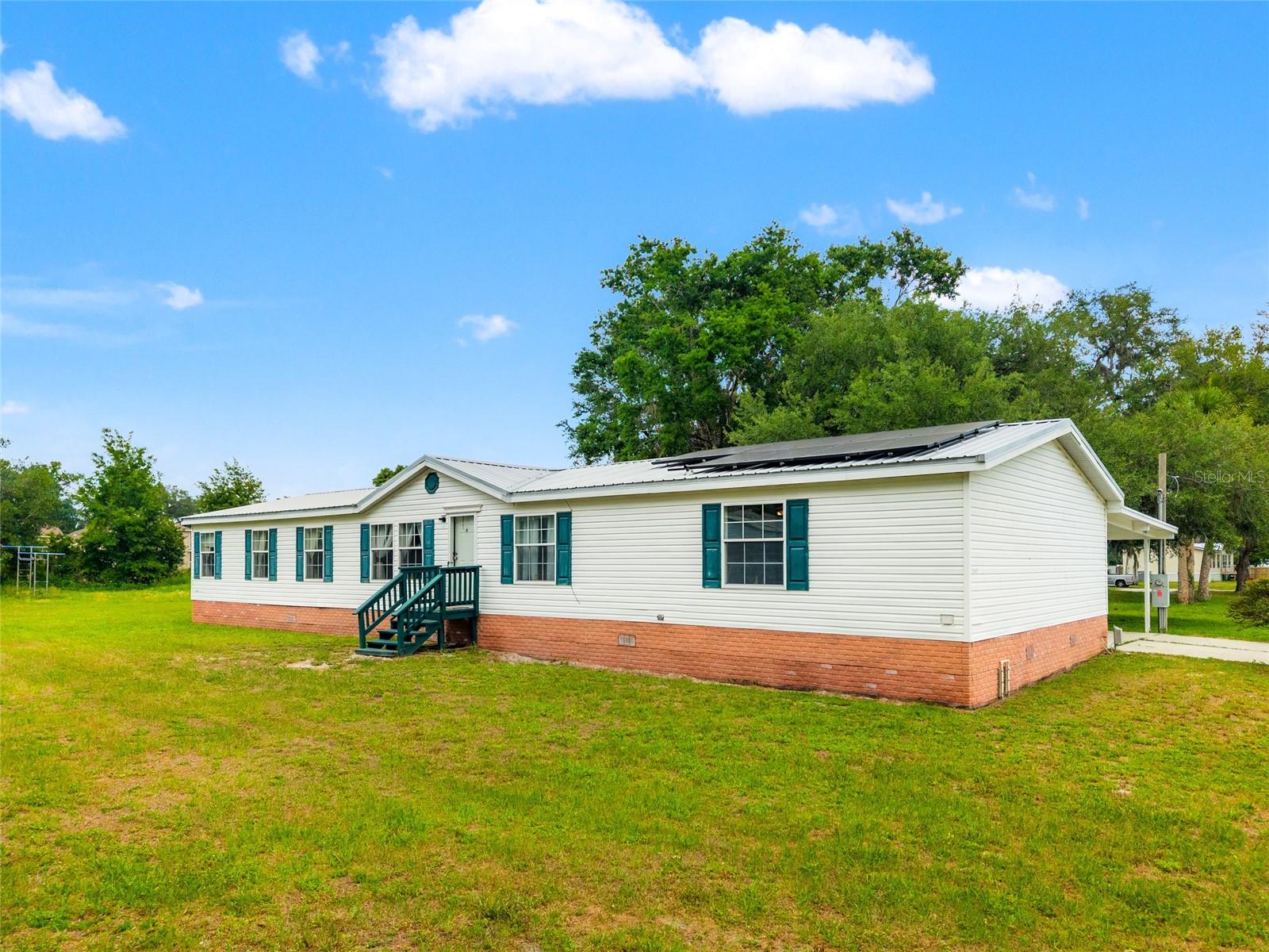 Image 4 of 36 For 27549 Fisher Lane
