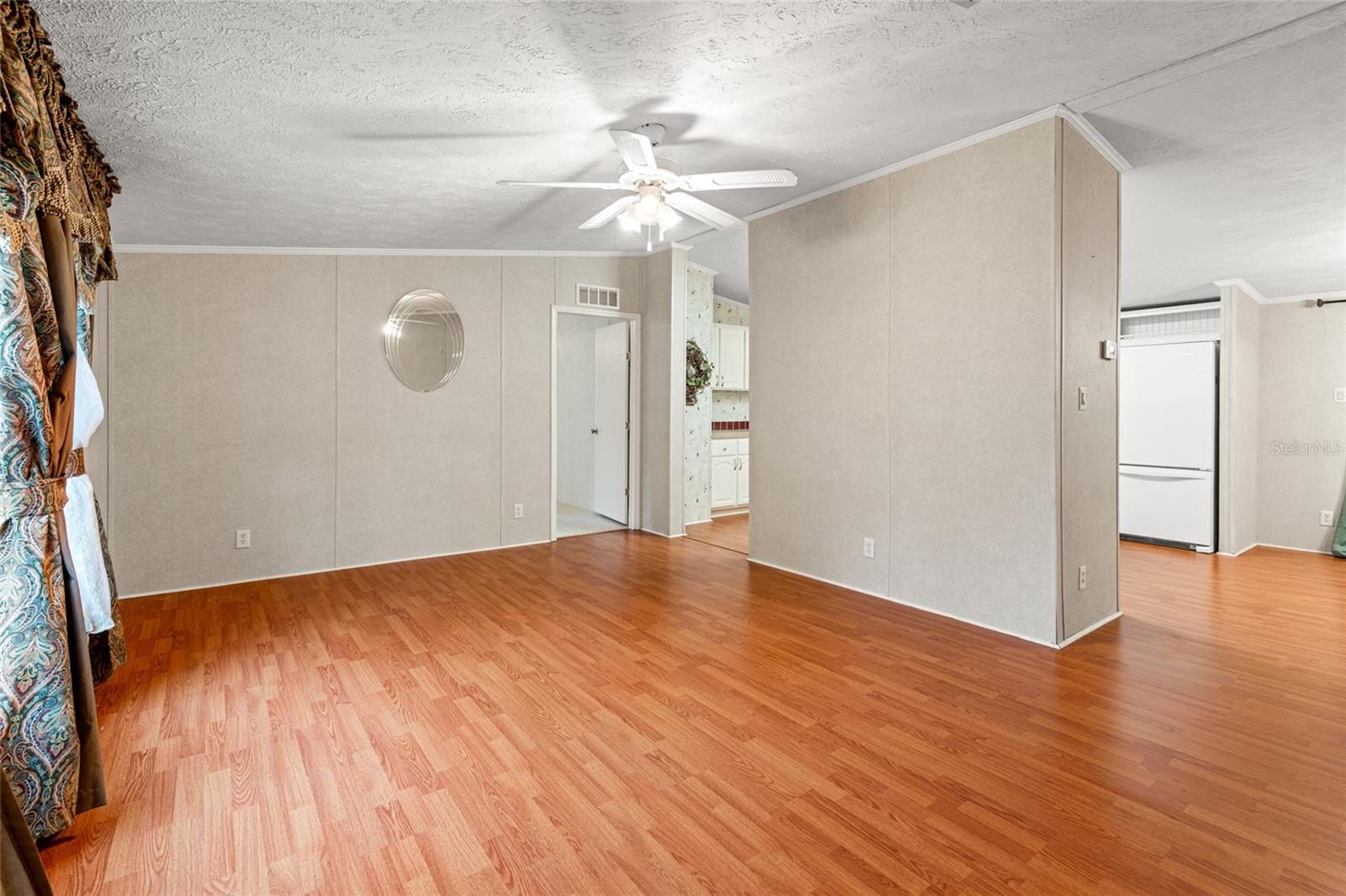Image 7 of 36 For 27549 Fisher Lane