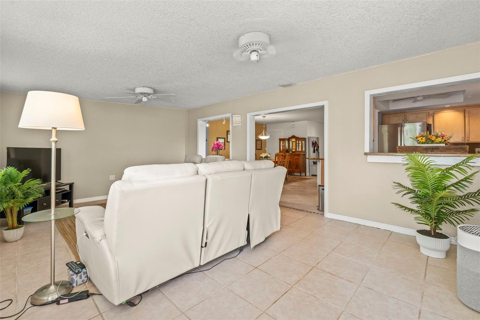 Image 35 of 47 For 2334 Tropical Shores Drive Se