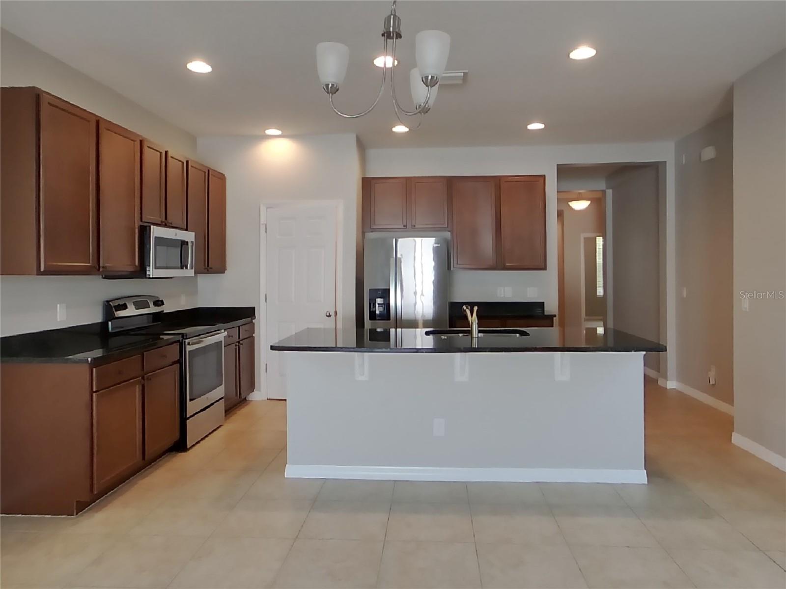 Image 4 of 16 For 5317 Suncatcher Drive
