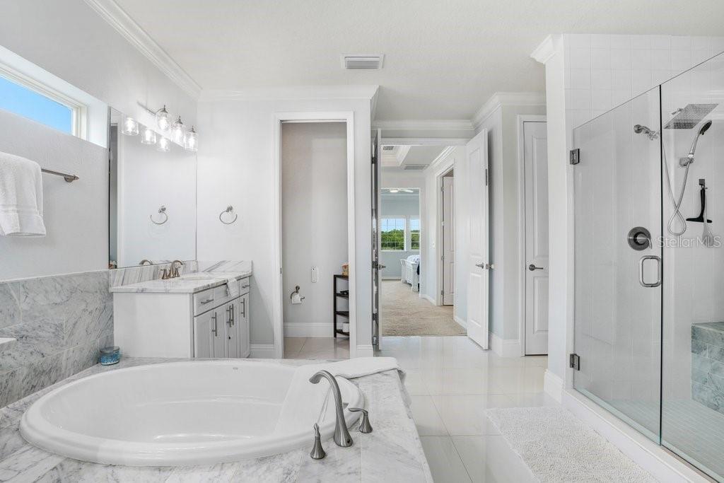 Image 38 of 59 For 18824 Birchwood Groves Drive