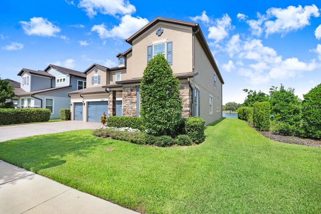 Image 4 of 59 For 18824 Birchwood Groves Drive