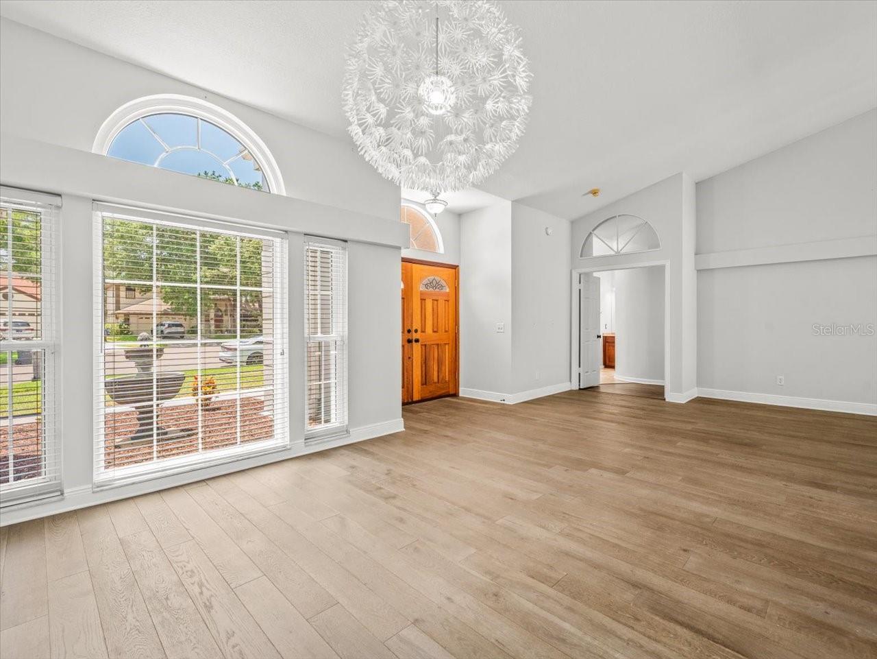 Image 24 of 44 For 14103 Stonebrook Court