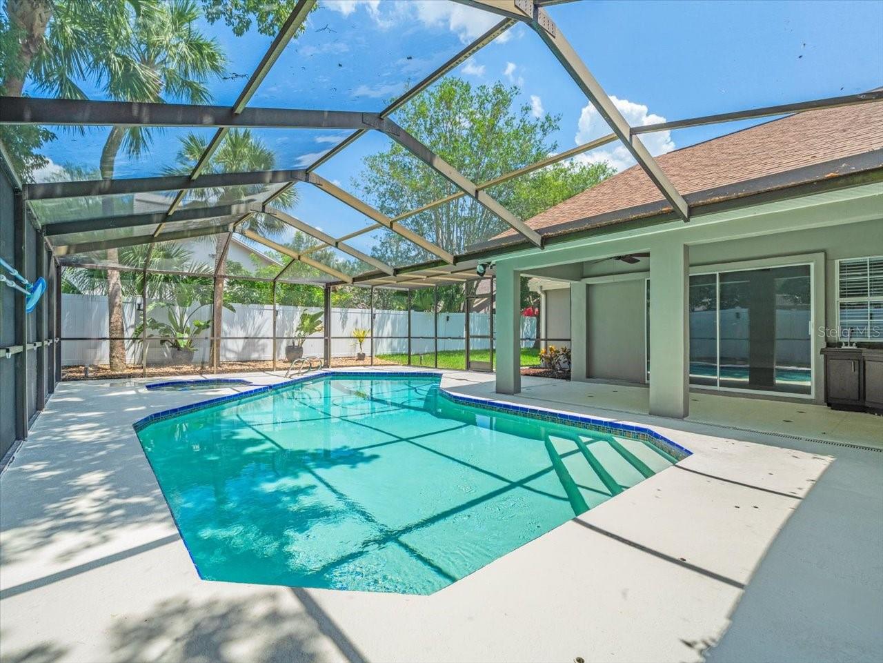 Image 4 of 44 For 14103 Stonebrook Court