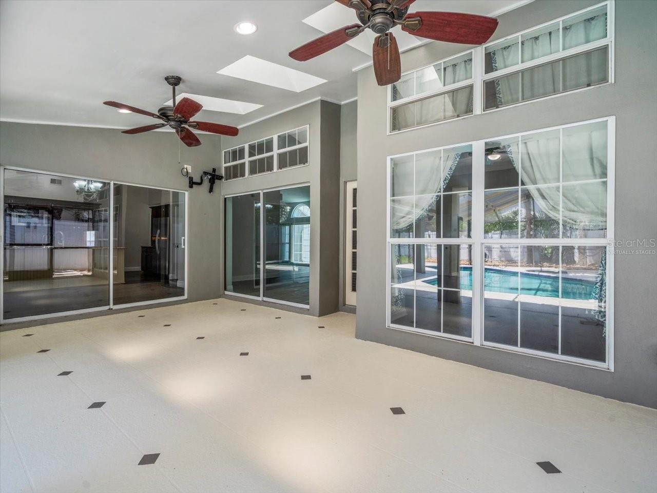 Image 5 of 44 For 14103 Stonebrook Court