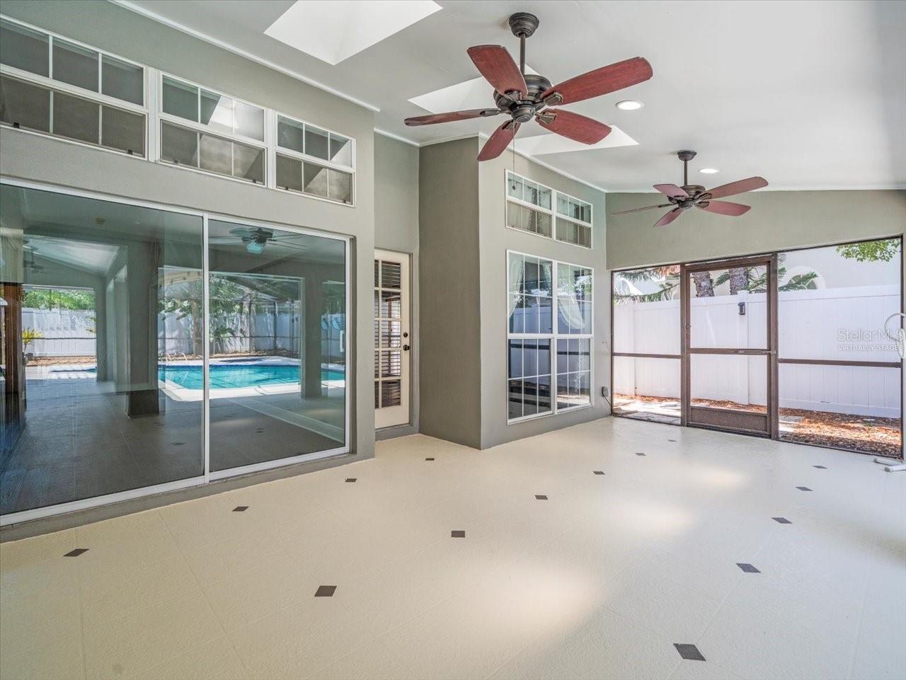 Image 6 of 44 For 14103 Stonebrook Court