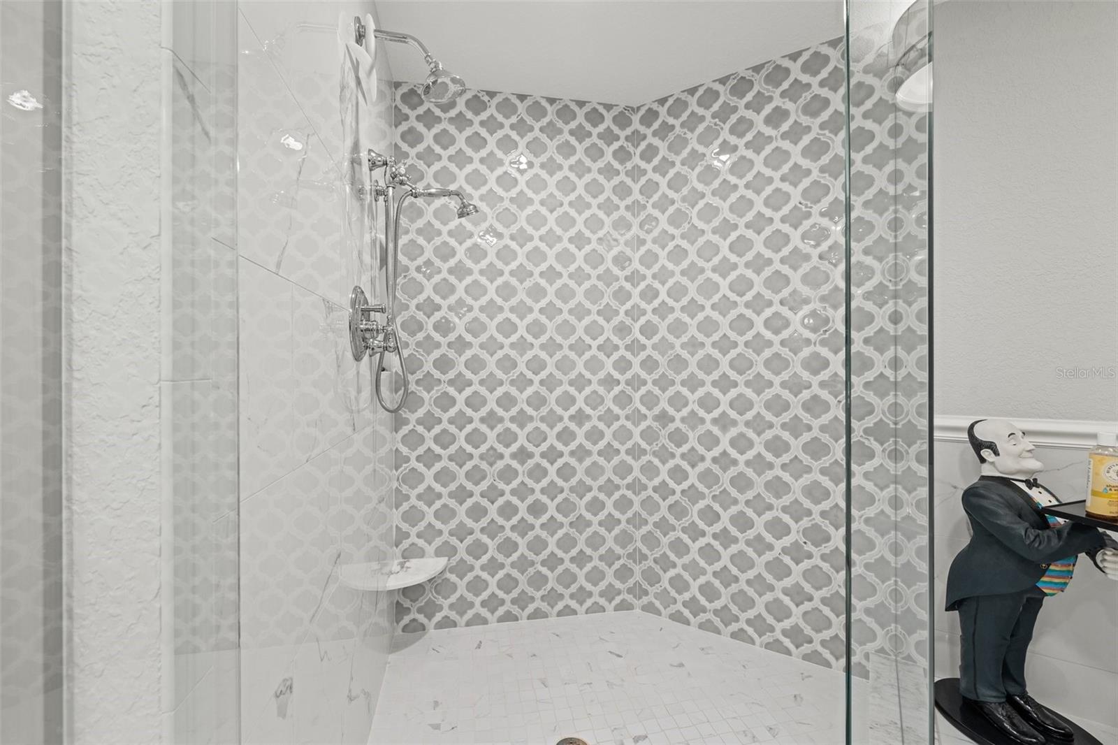 Image 18 of 30 For 1180 Gulf Boulevard 402