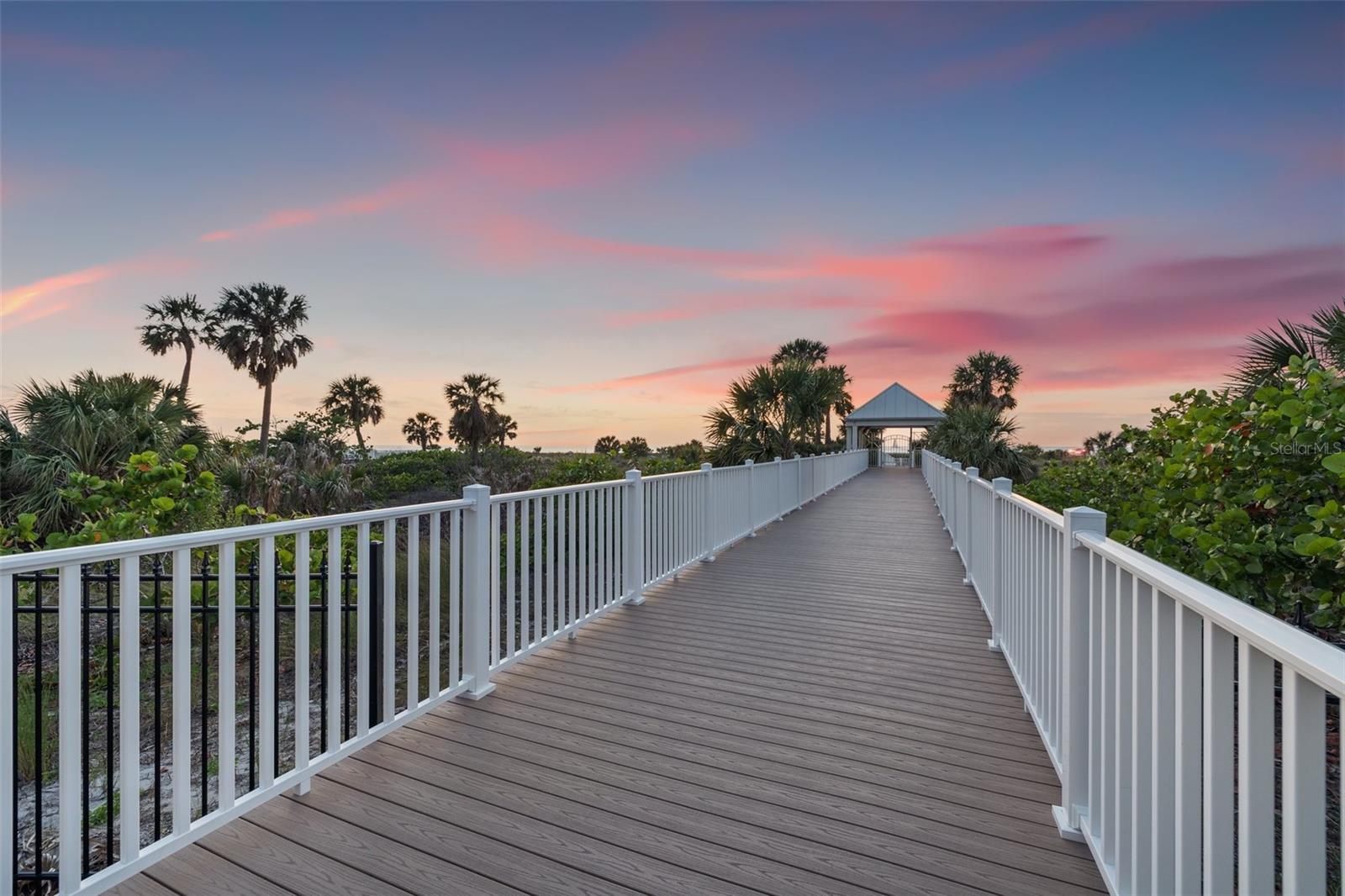 Image 28 of 30 For 1180 Gulf Boulevard 402
