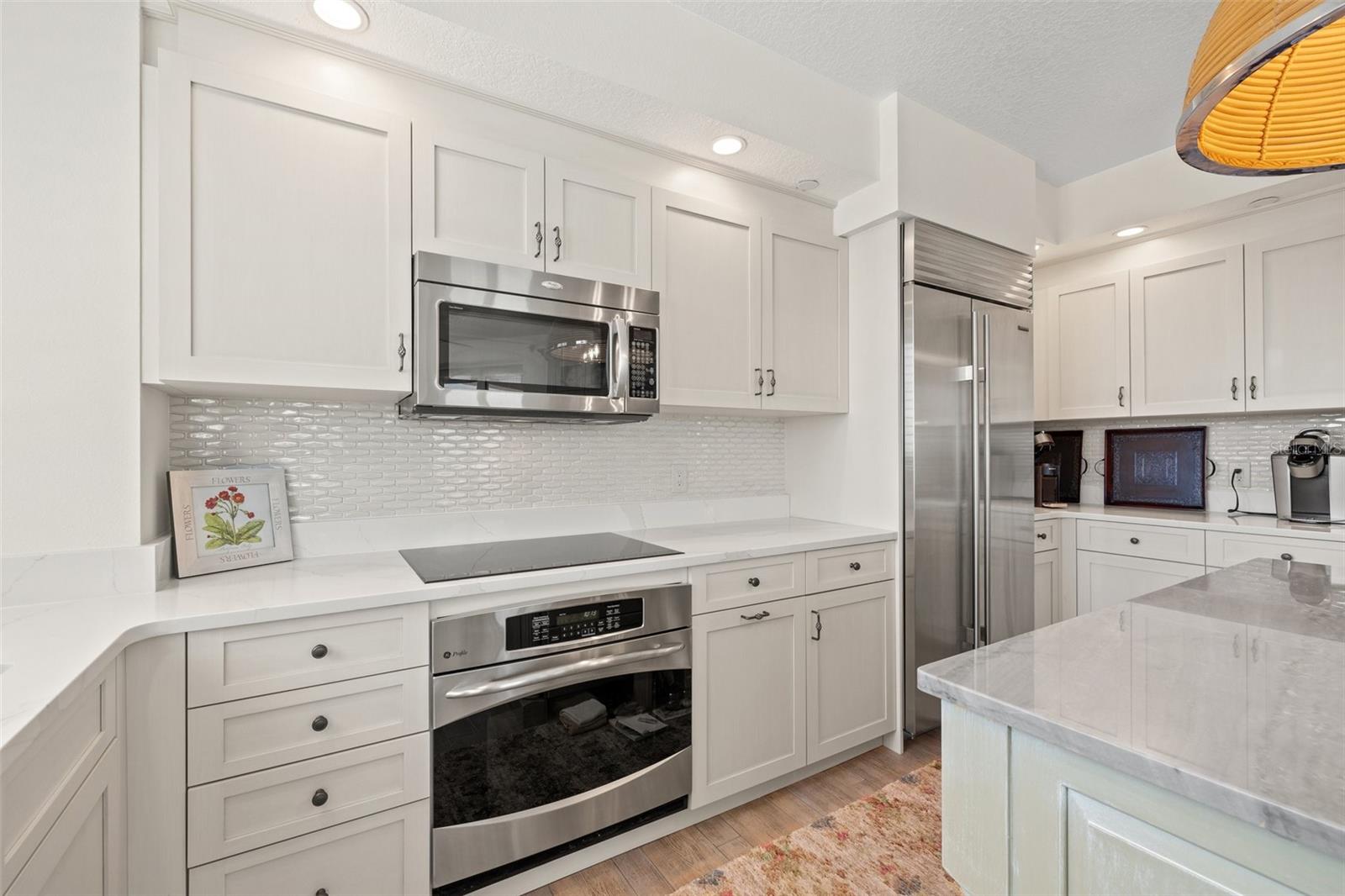 Image 9 of 30 For 1180 Gulf Boulevard 402