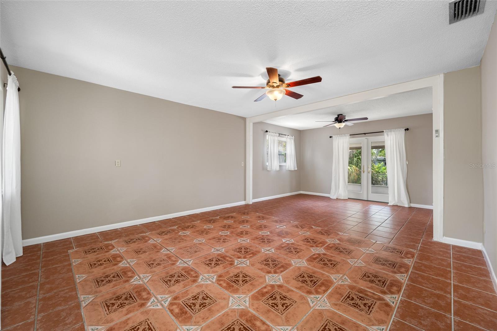 Image 12 of 62 For 320 Tallahassee Drive Ne