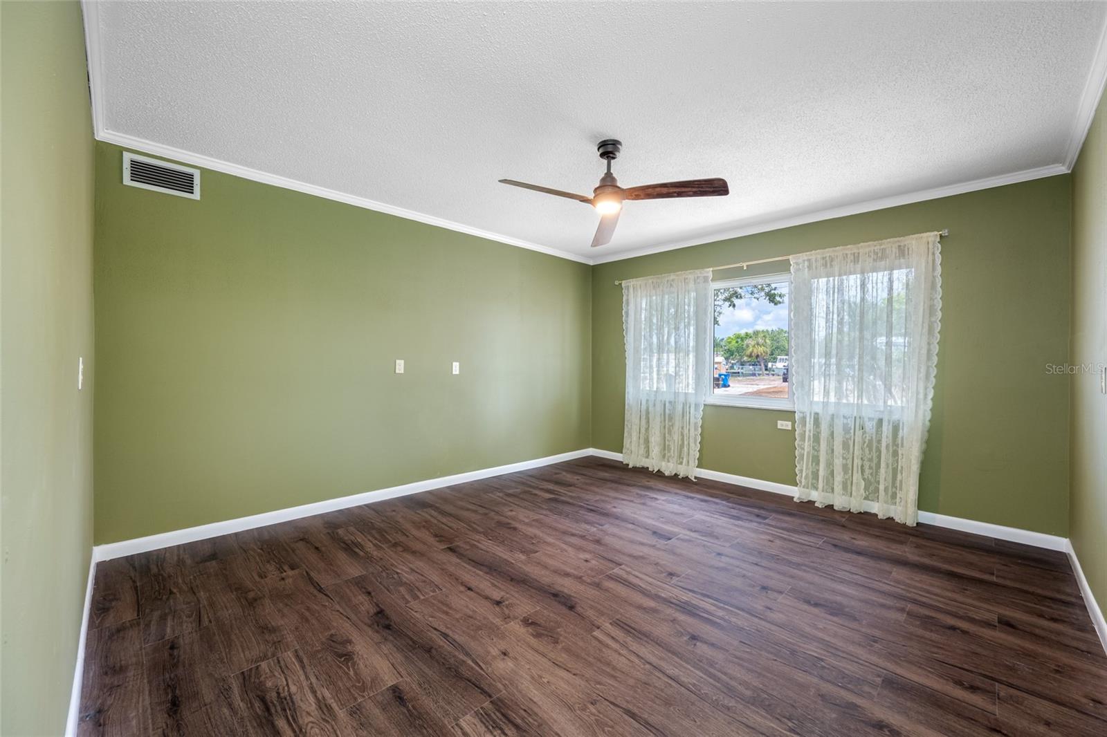 Image 20 of 62 For 320 Tallahassee Drive Ne