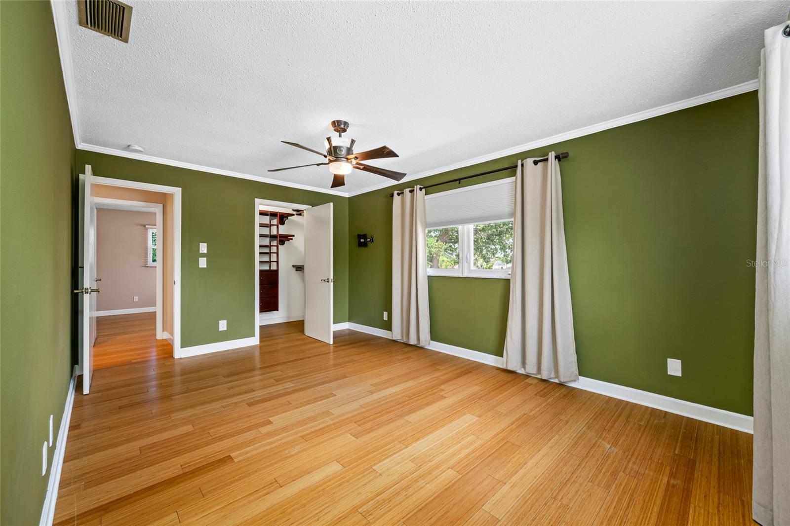 Image 29 of 62 For 320 Tallahassee Drive Ne