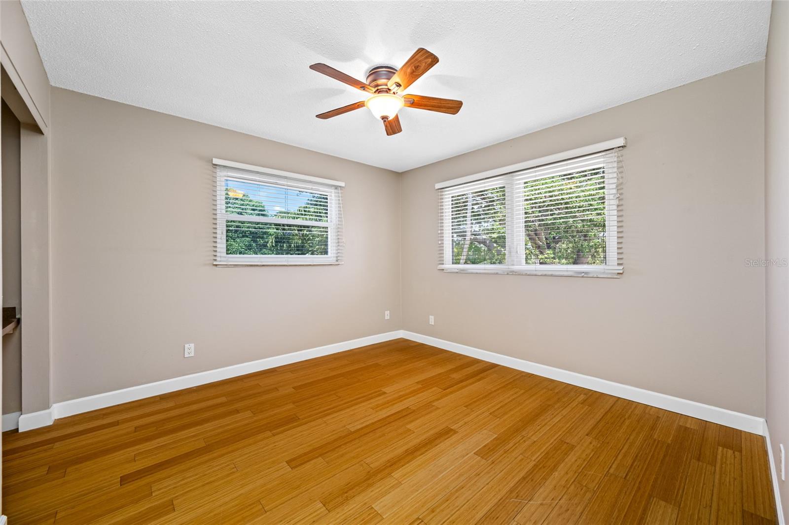 Image 34 of 62 For 320 Tallahassee Drive Ne