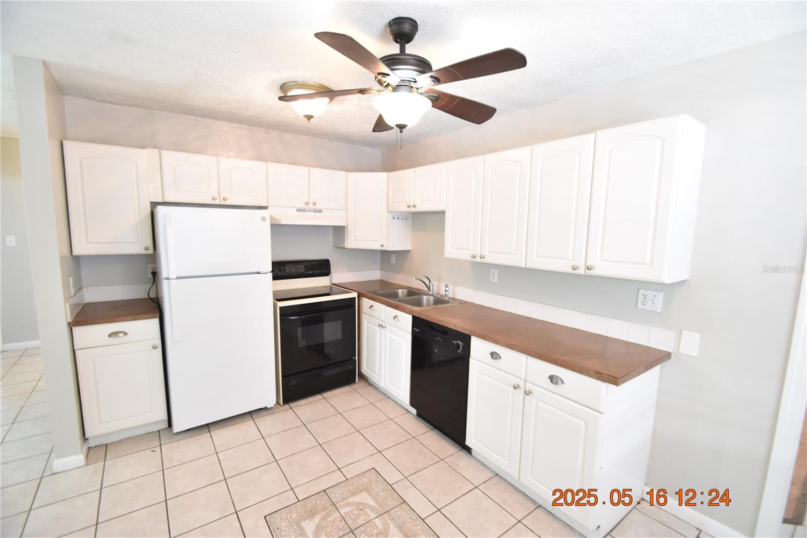 Image 18 of 33 For 872 51st Avenue N