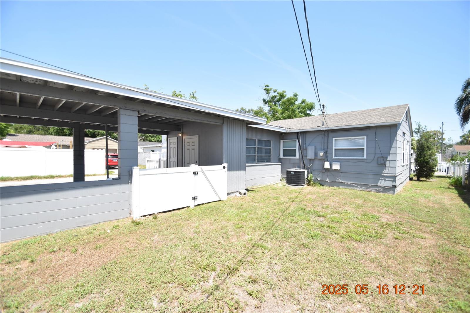 Image 7 of 33 For 872 51st Avenue N
