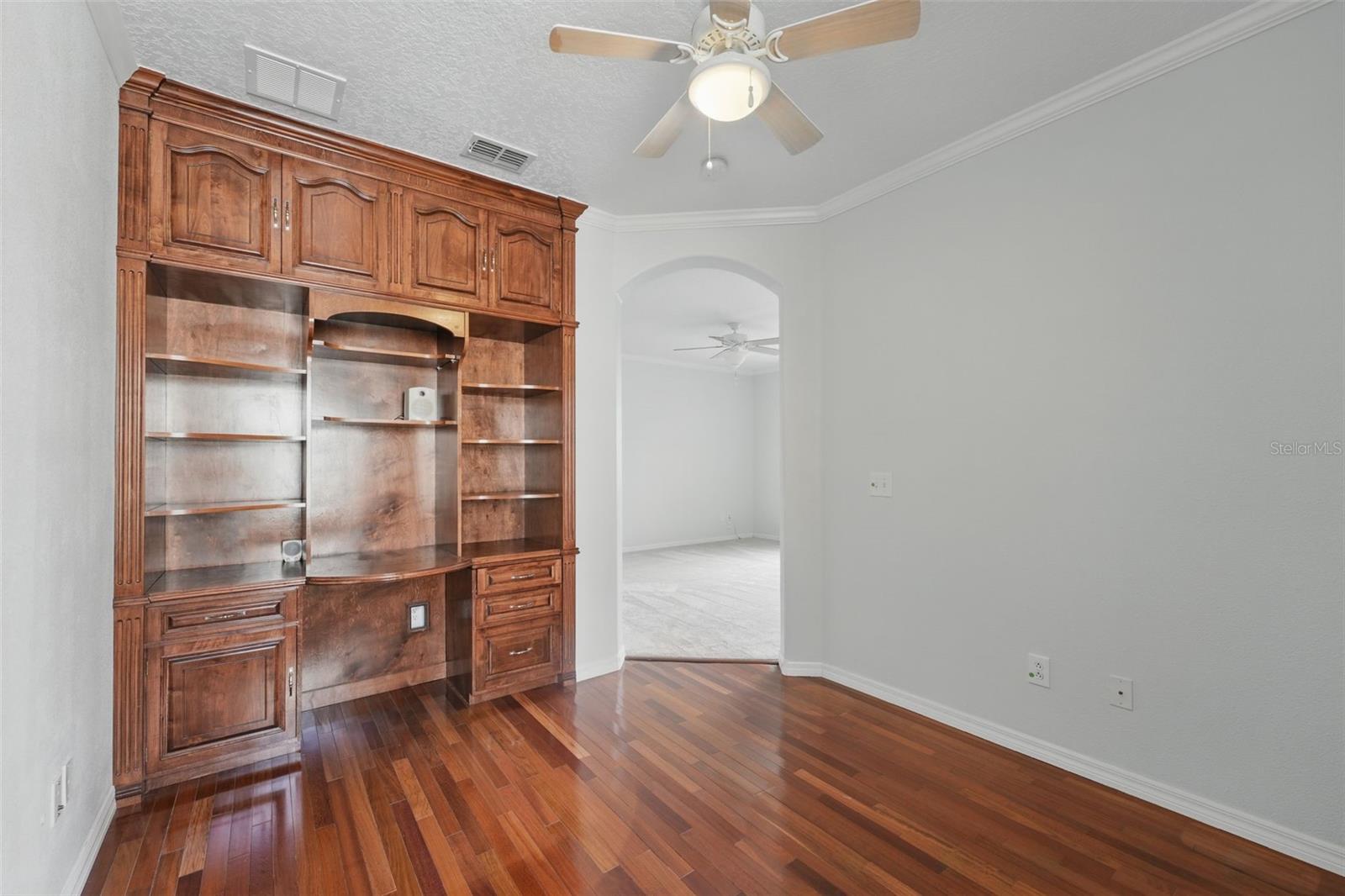 Image 21 of 33 For 442 Graystone Boulevard