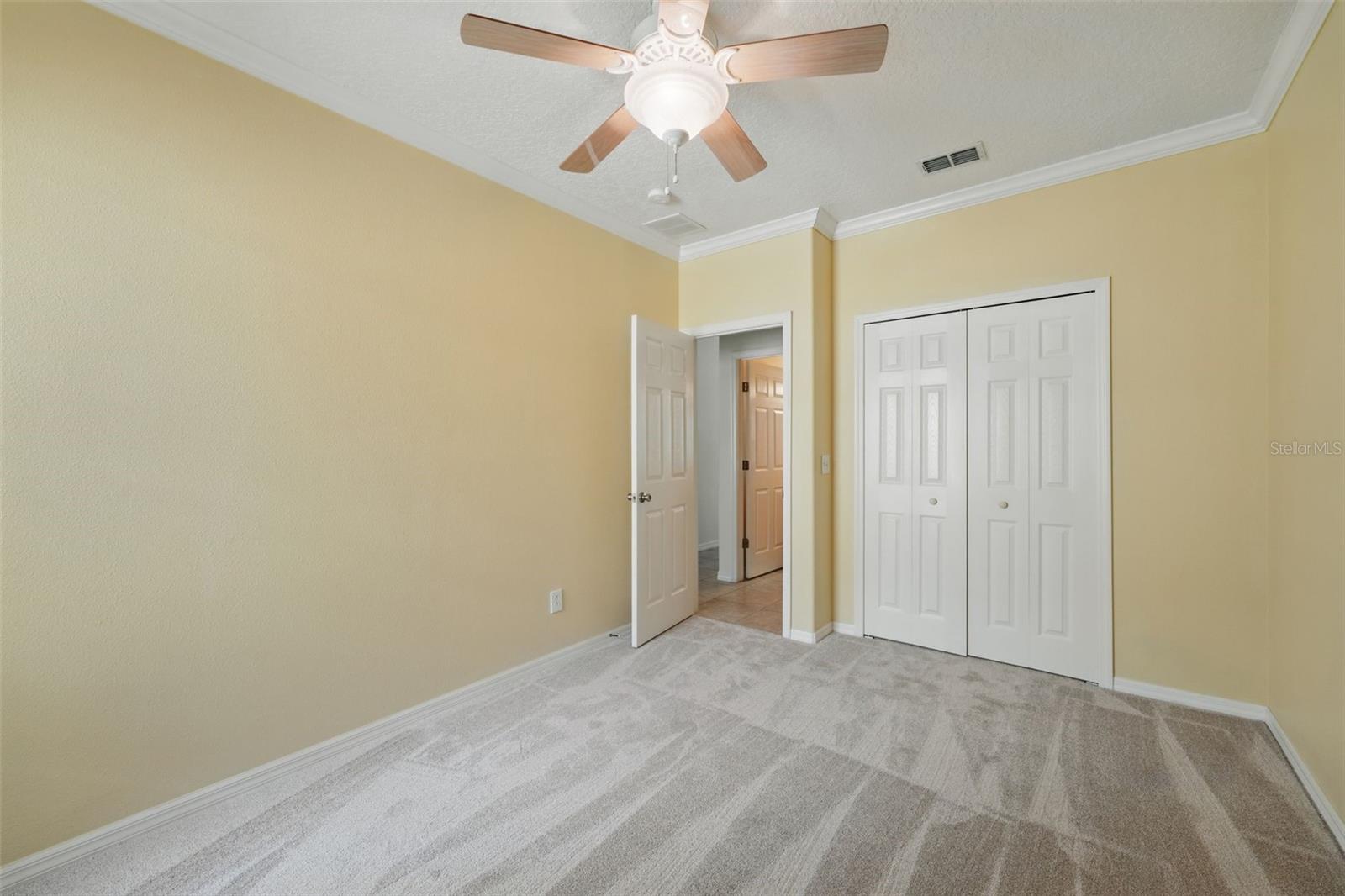 Image 24 of 33 For 442 Graystone Boulevard