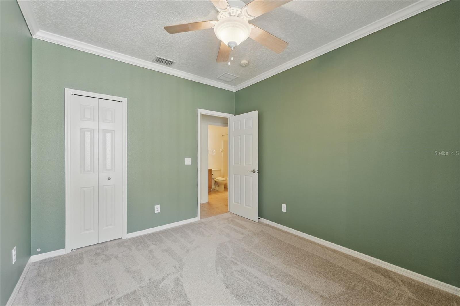 Image 26 of 33 For 442 Graystone Boulevard