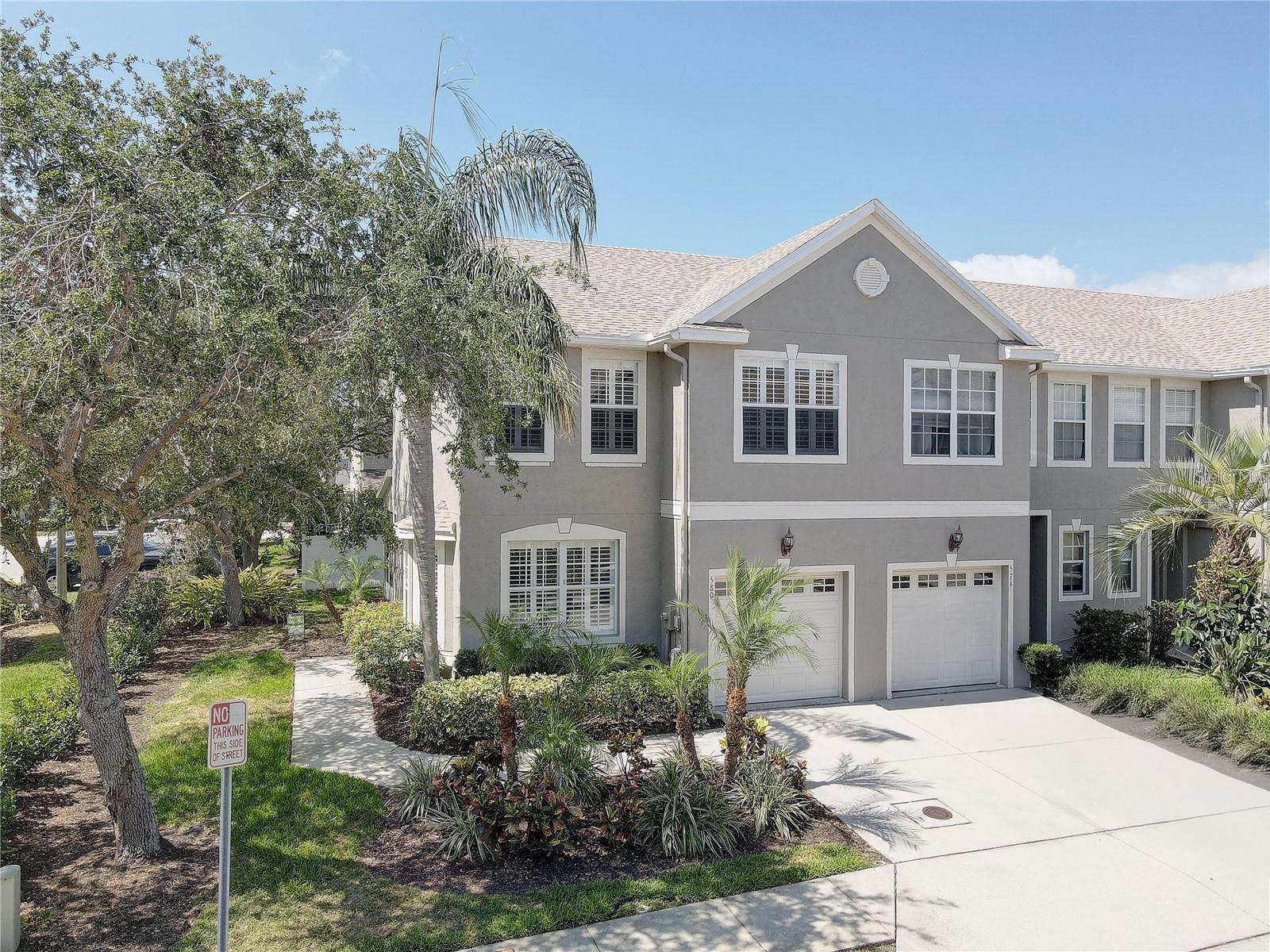 Details for 580 Shoreham Court Ne, ST PETERSBURG, FL 33716