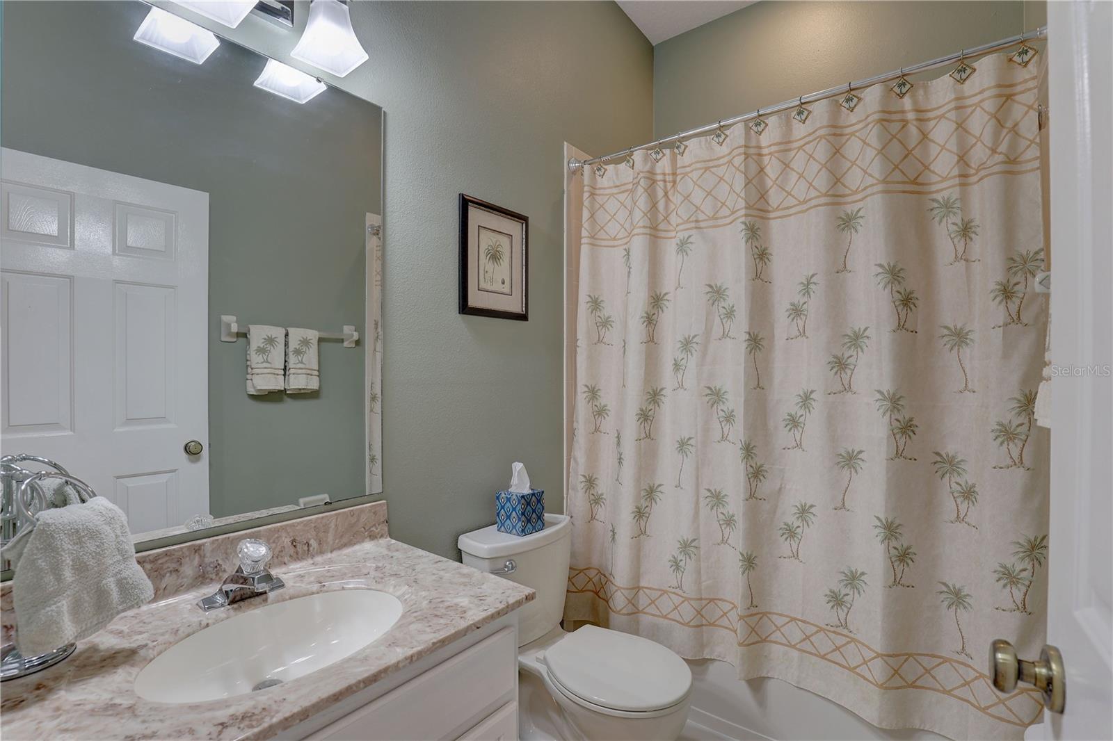 Image 28 of 48 For 580 Shoreham Court Ne