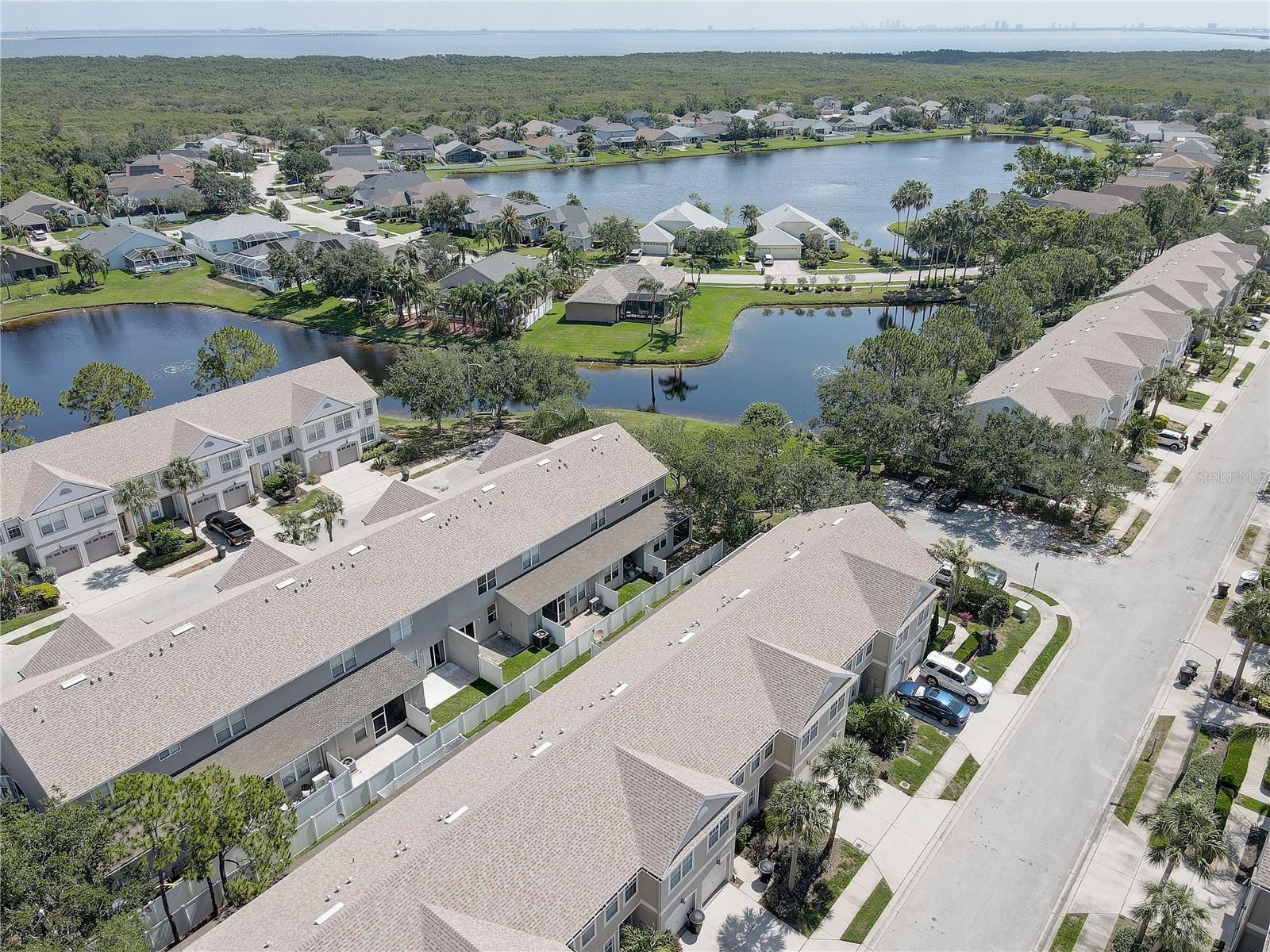 Image 46 of 48 For 580 Shoreham Court Ne