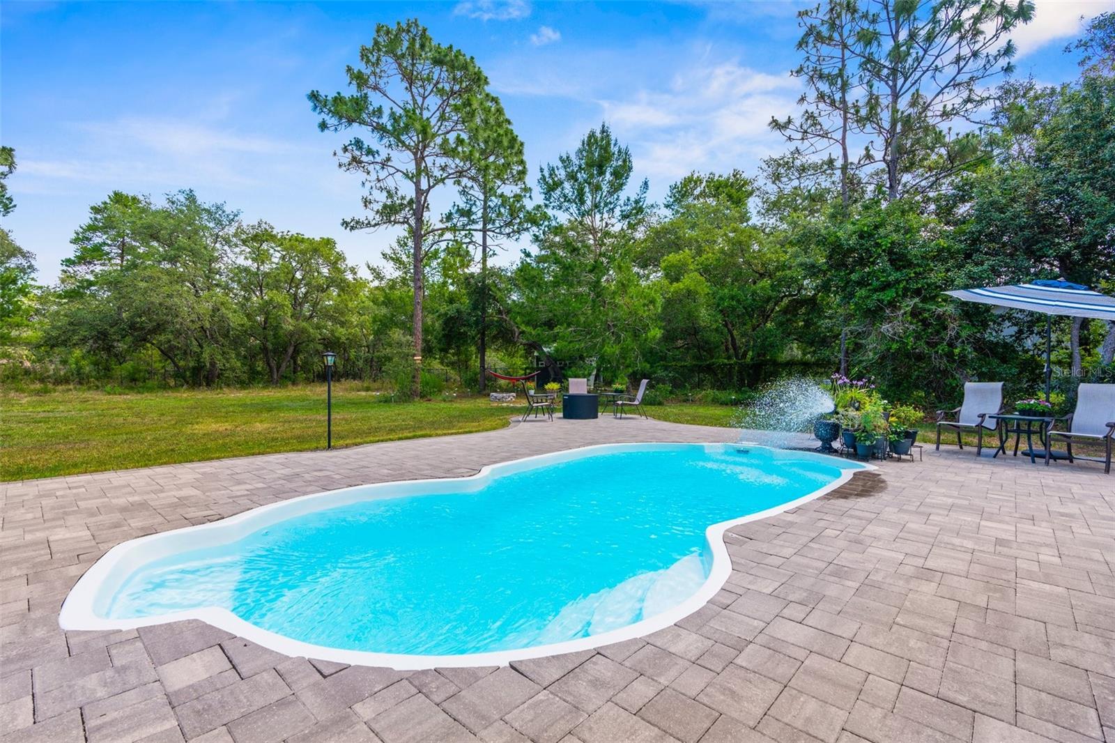 Listing photo id 36 for 10197 Meadow Wren Avenue