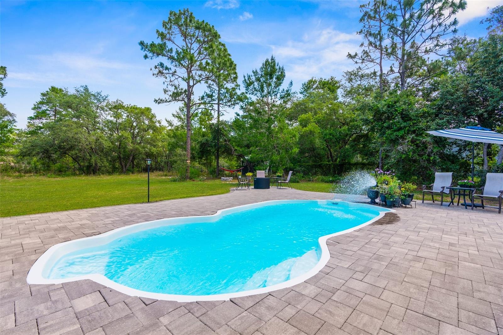 Listing photo id 37 for 10197 Meadow Wren Avenue