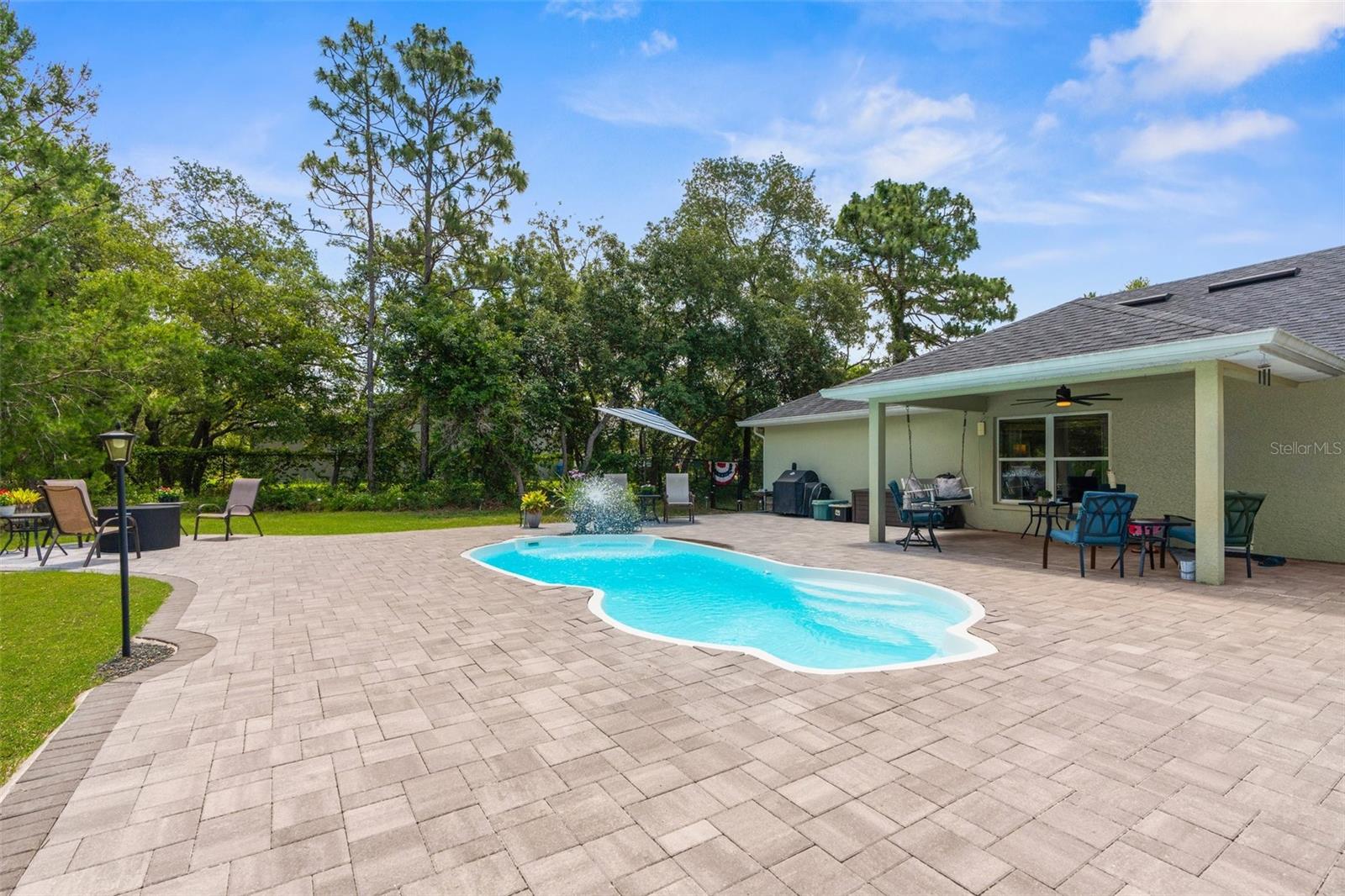 Listing photo id 45 for 10197 Meadow Wren Avenue