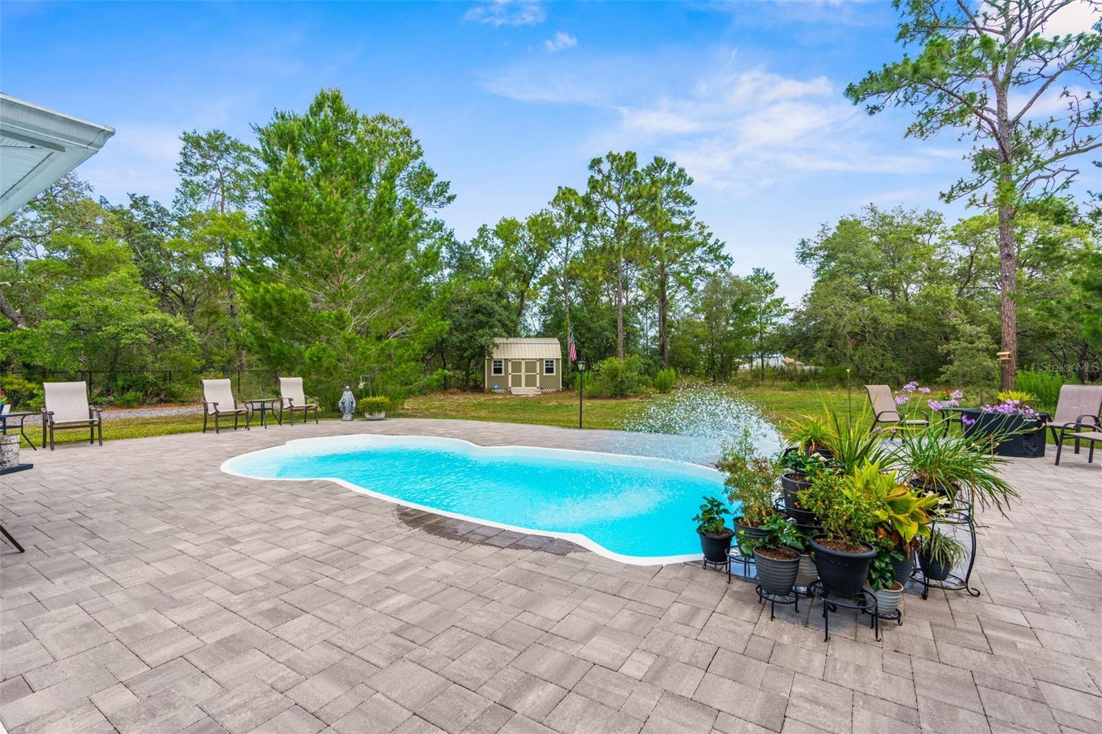 Listing photo id 51 for 10197 Meadow Wren Avenue