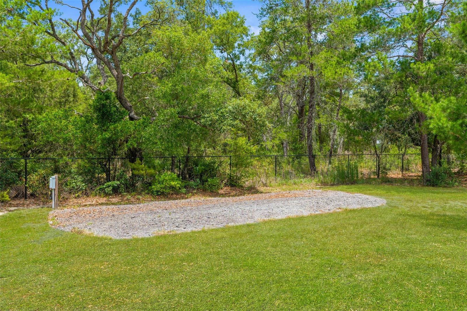 Listing photo id 53 for 10197 Meadow Wren Avenue
