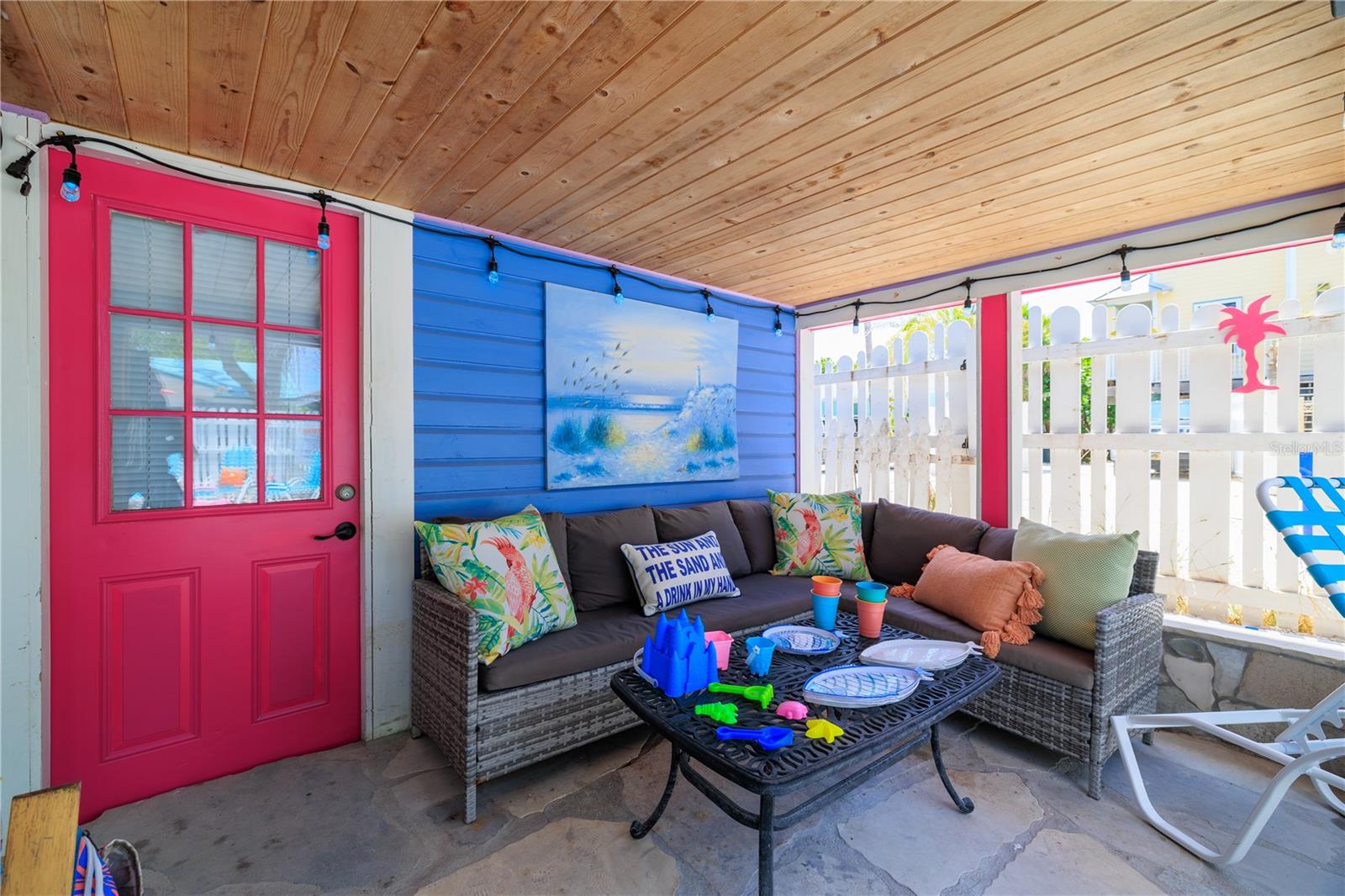 Image 43 of 68 For 722 Gulf Boulevard