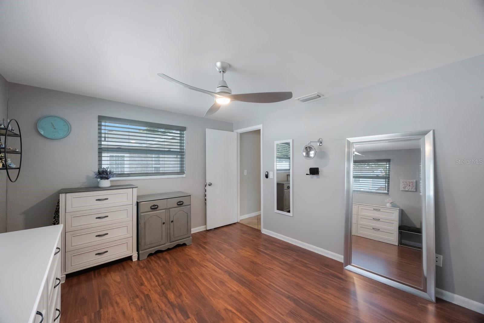 Image 29 of 45 For 1706 Sloop Place