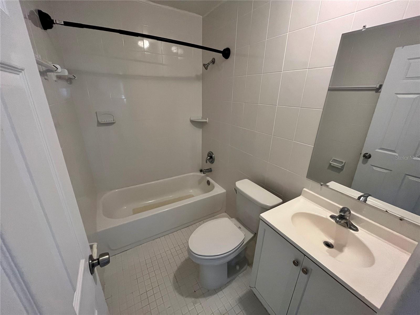 Image 11 of 26 For 860 44th Avenue N