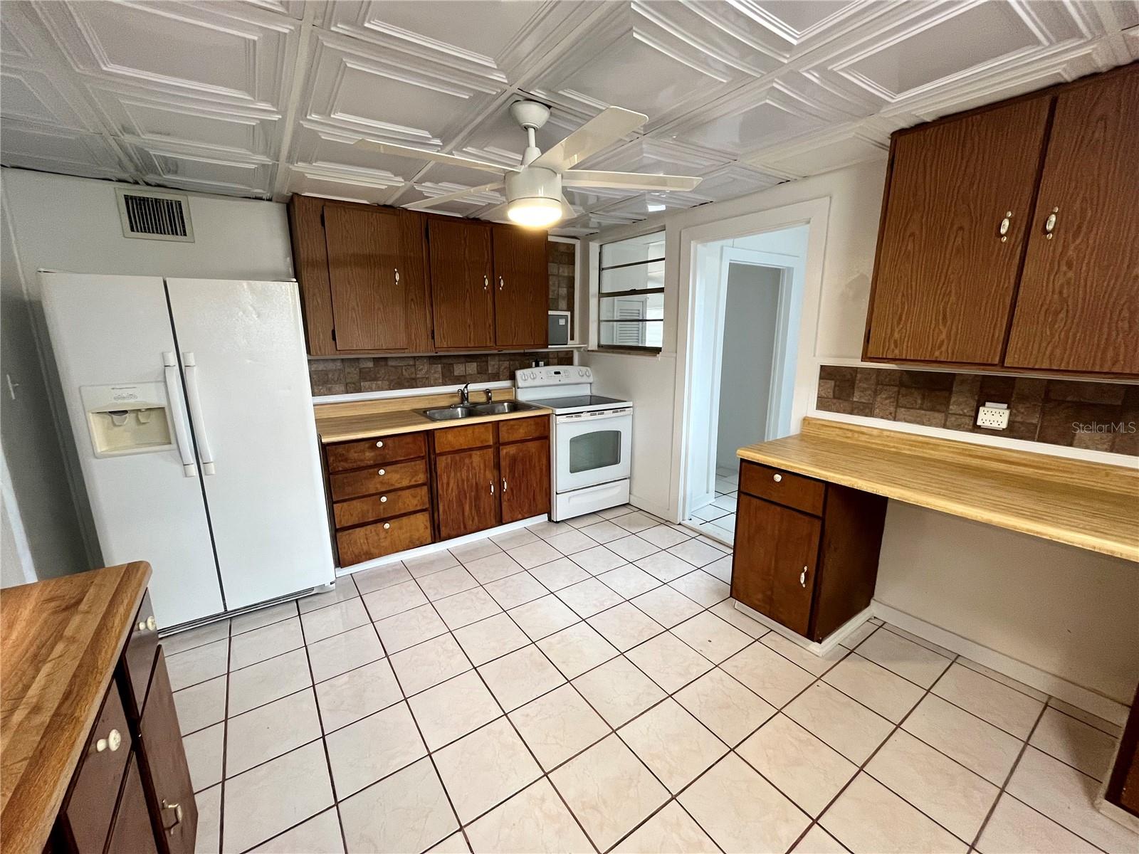 Image 13 of 26 For 860 44th Avenue N
