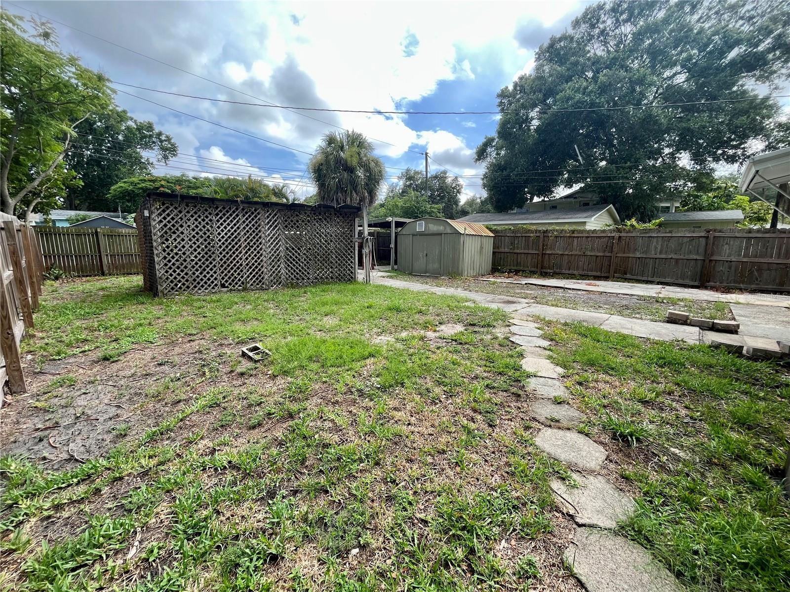 Image 25 of 26 For 860 44th Avenue N