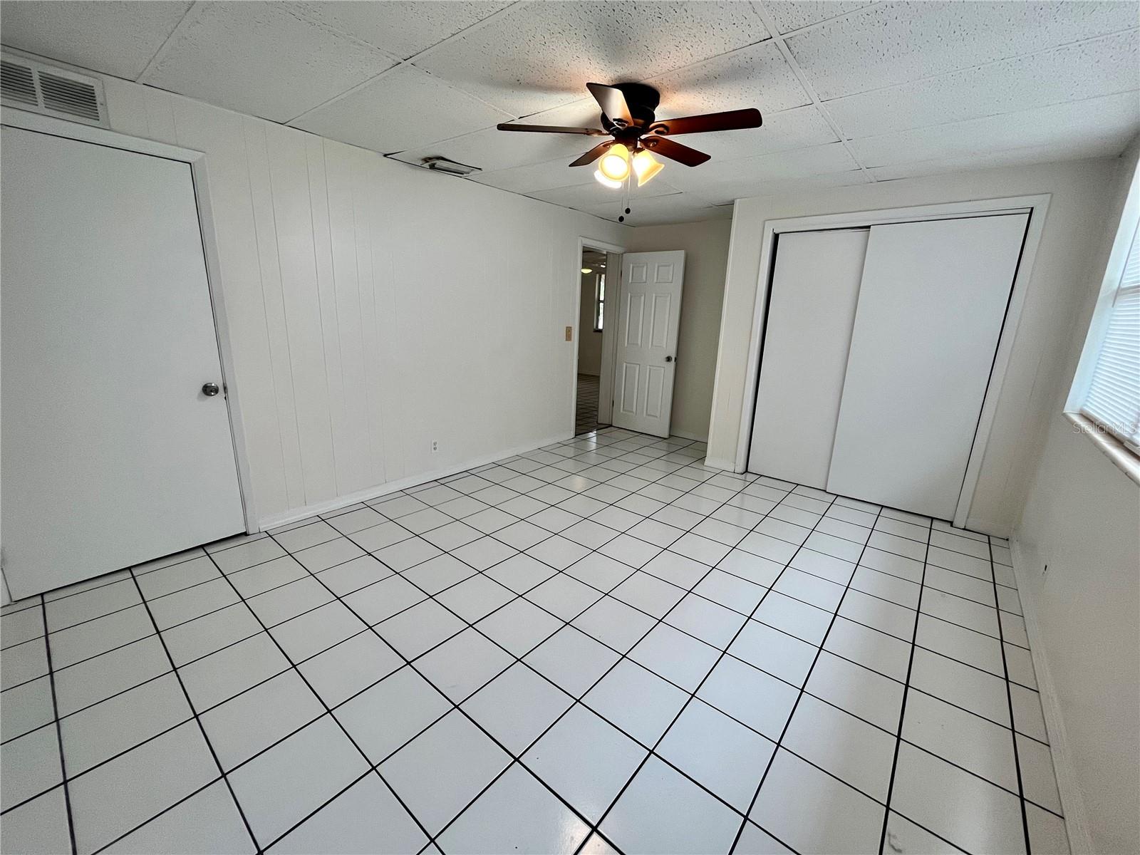Image 7 of 26 For 860 44th Avenue N
